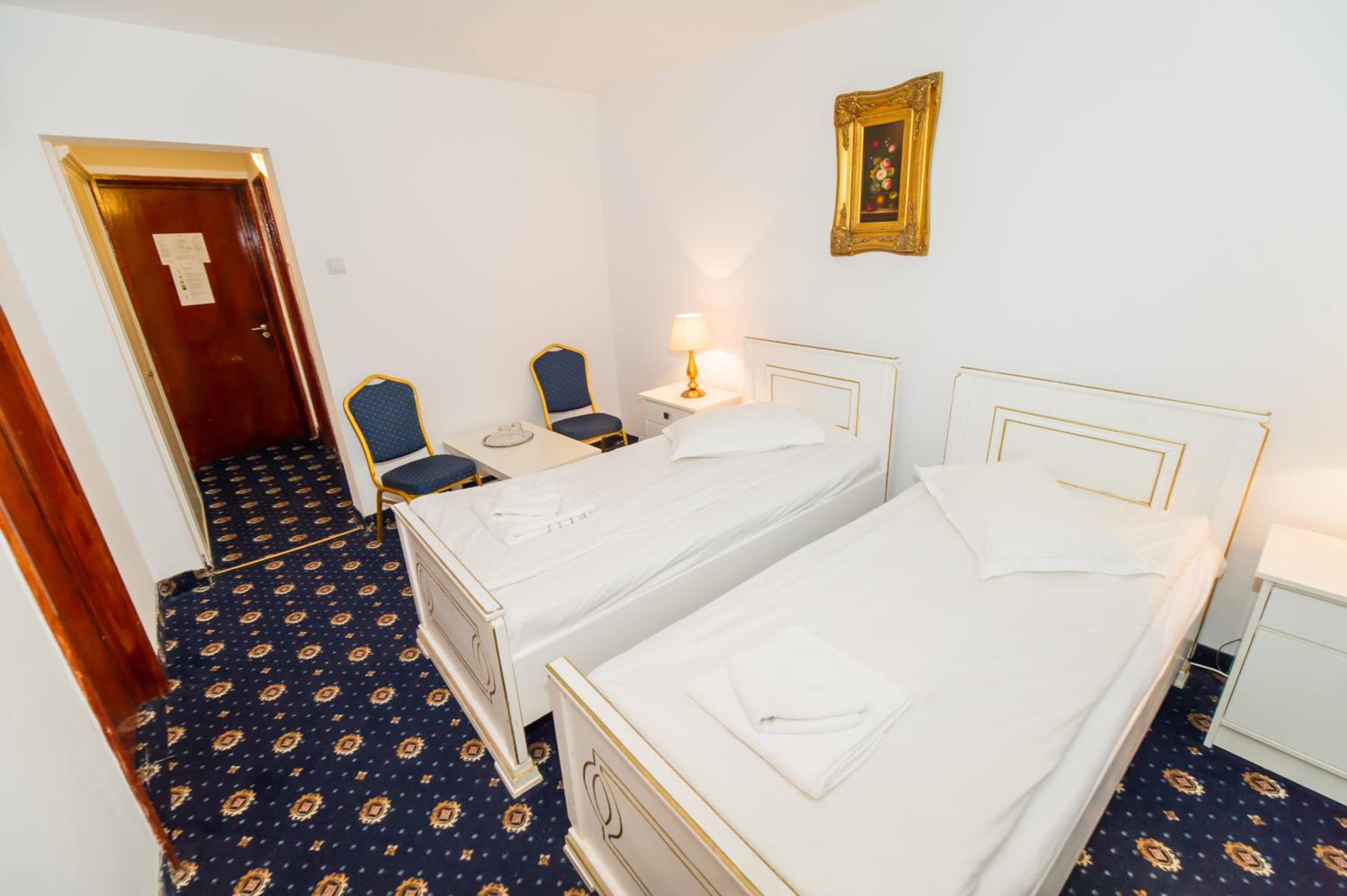 Family Junior Suite - Photo 7