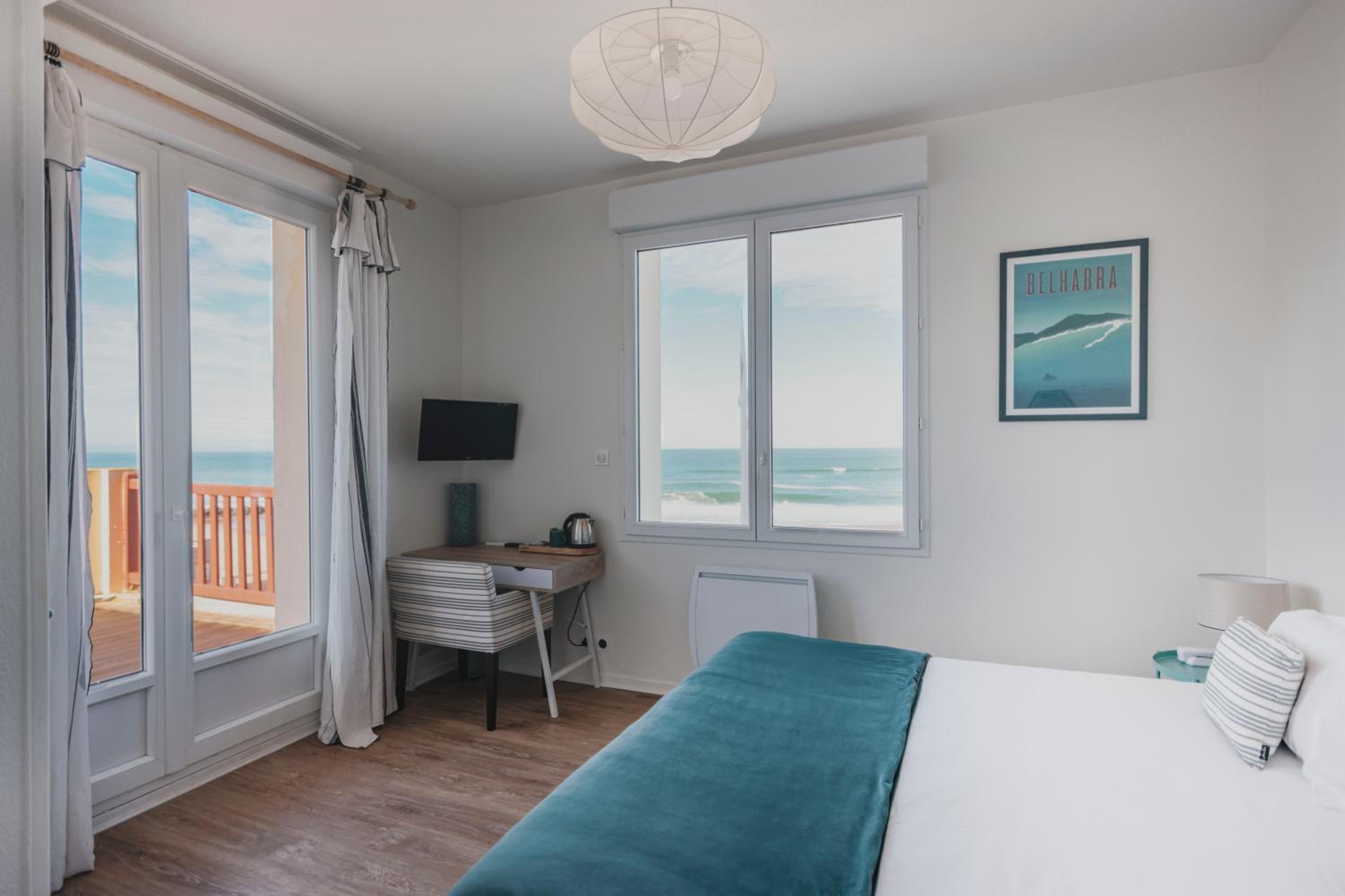 Double Room with Terrace and Front Sea View   photo 3