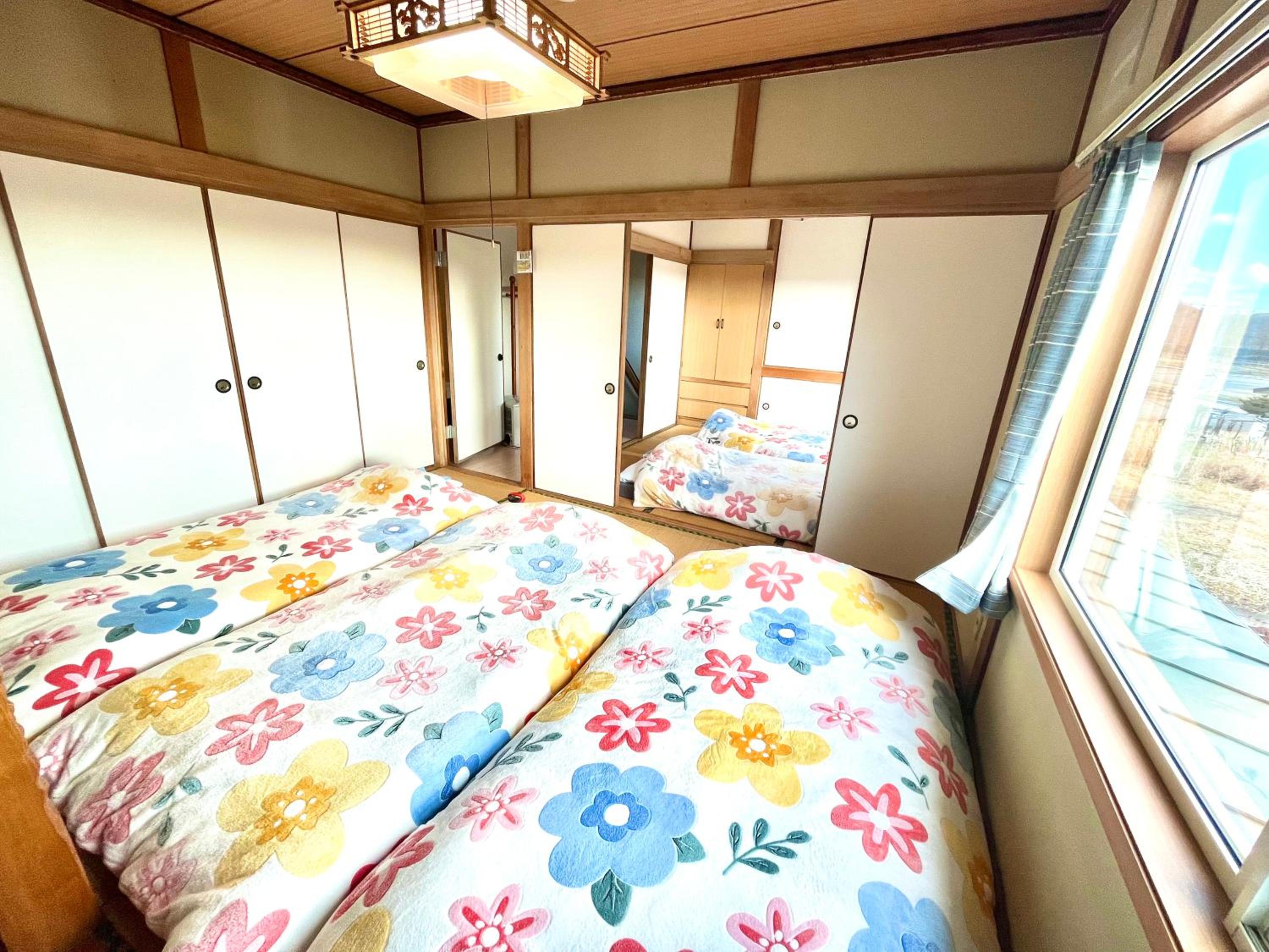 Three-Bedroom House photo 3