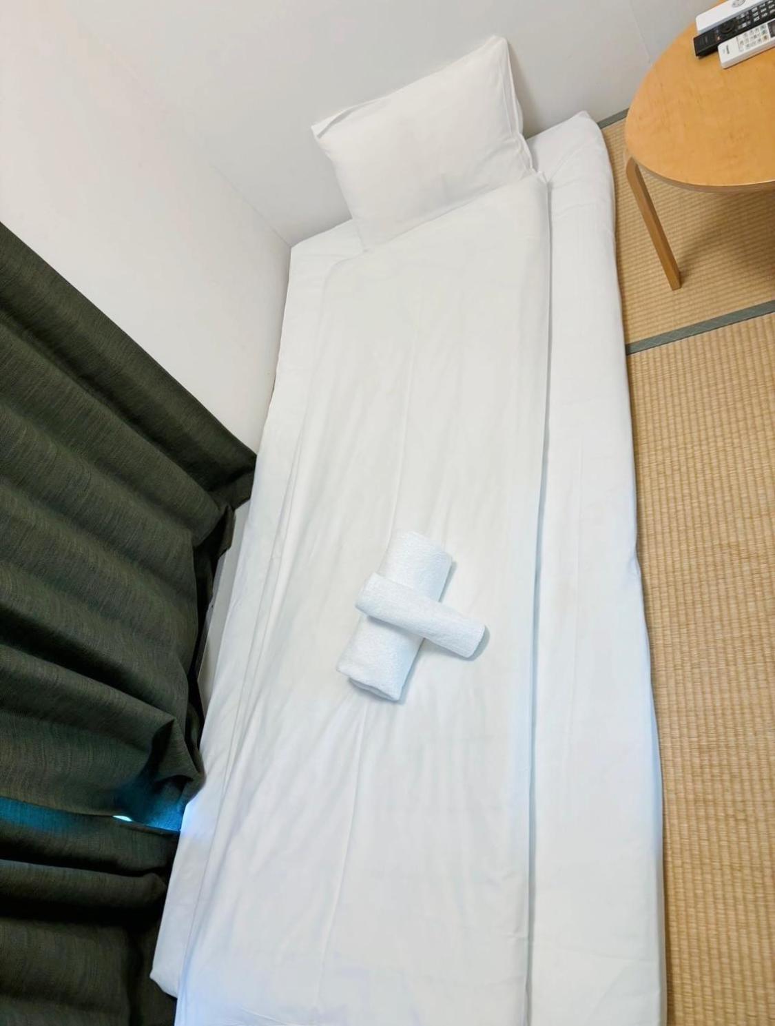 Studio Apartment photo 1