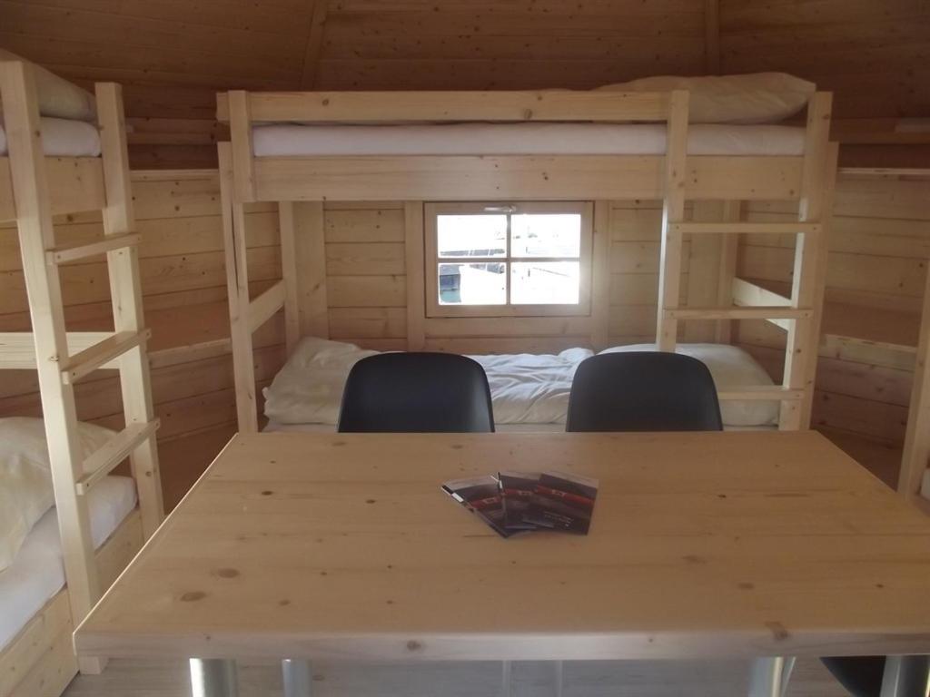 Mixed Dormitory Room photo 1