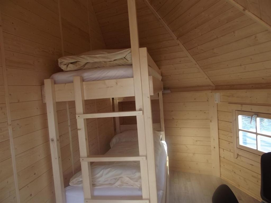 Mixed Dormitory Room photo 1