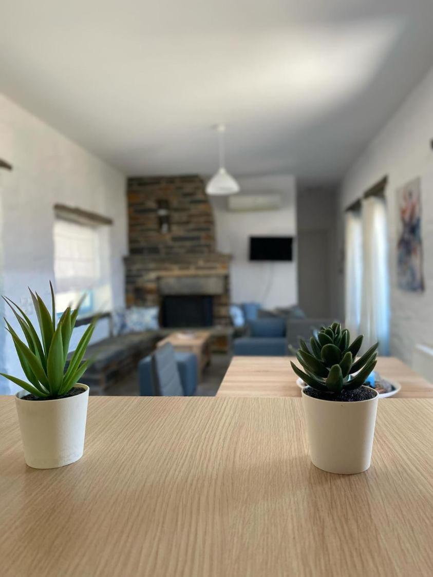 Two-Bedroom House photo 3