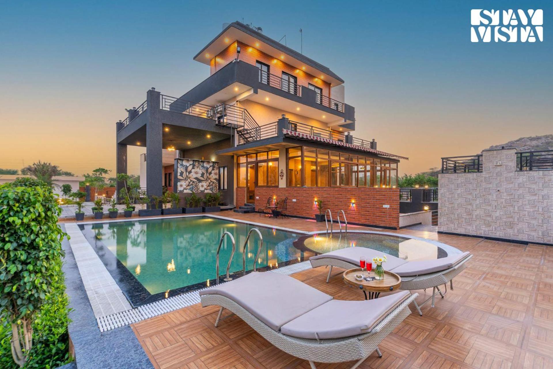 Standard Villa photo 1