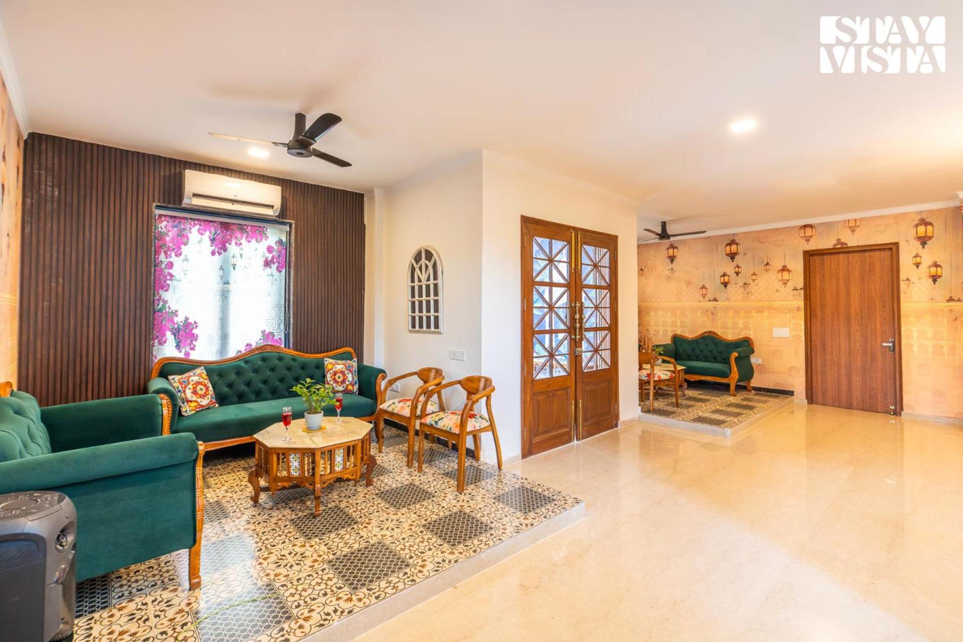 Villa photo 3