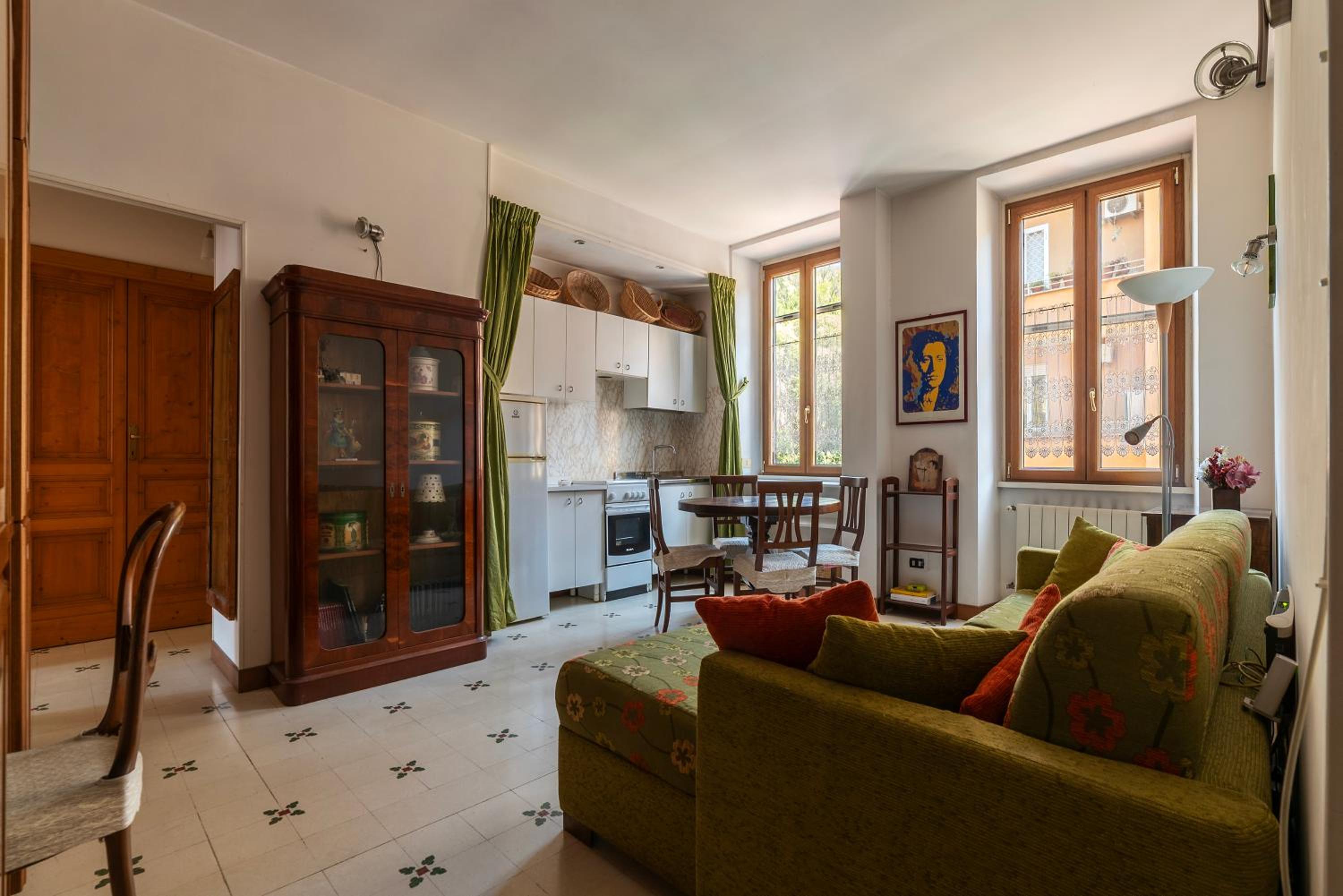 One-Bedroom Apartment