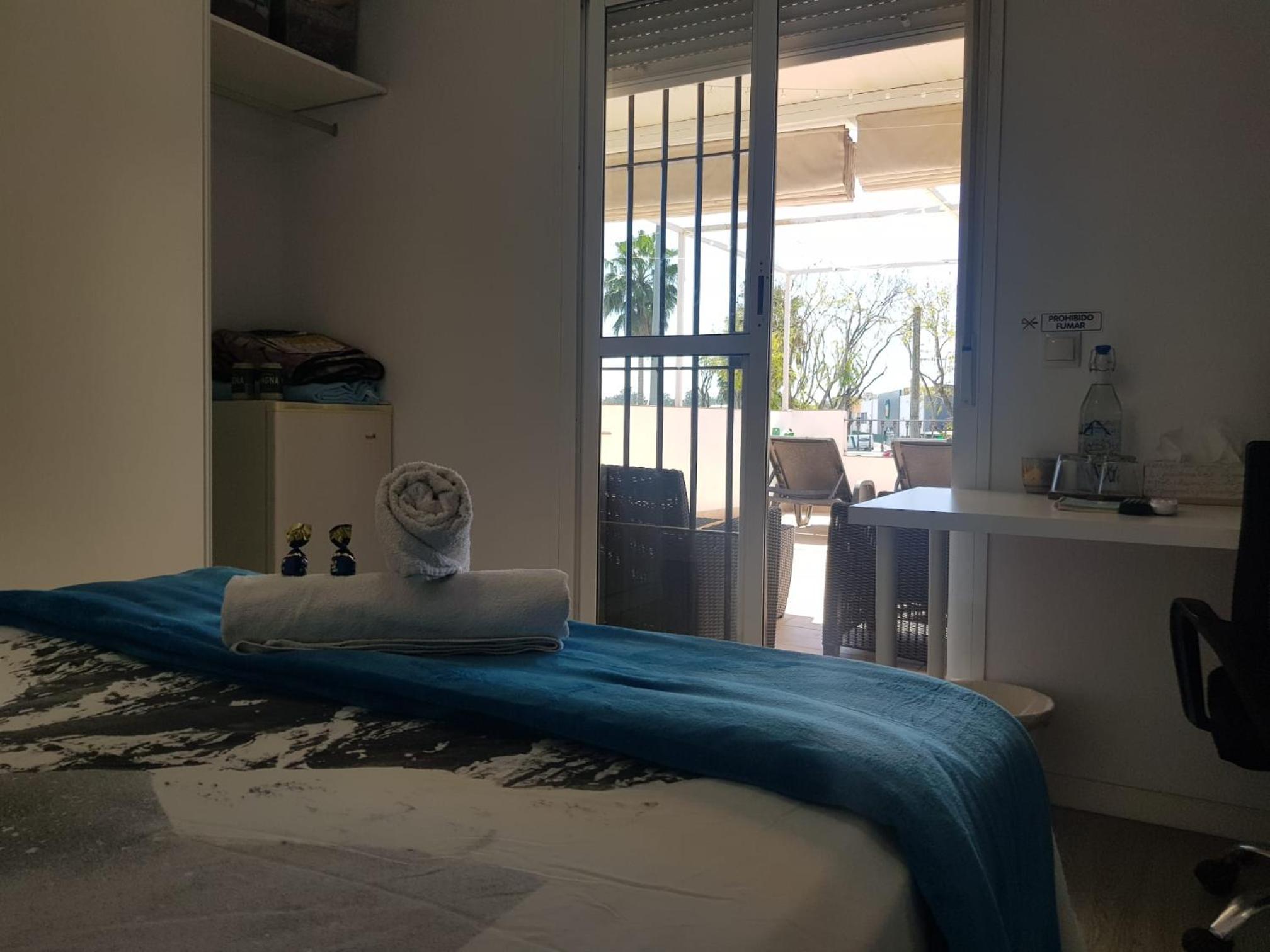 Double Room with Private Bathroom photo 3