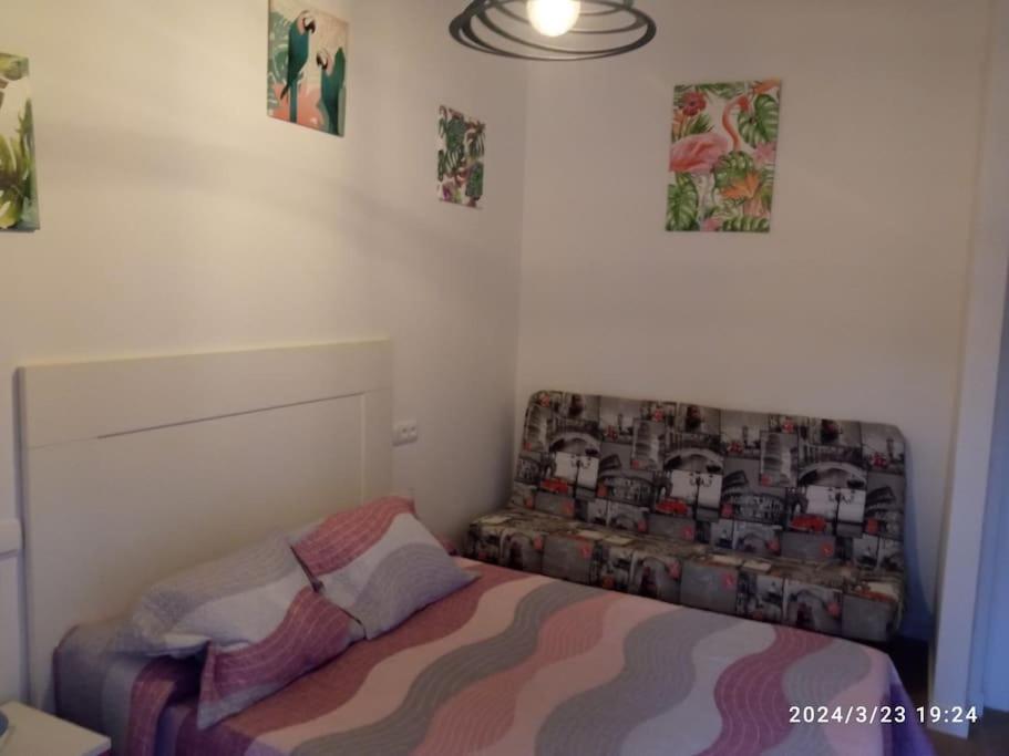 Three-Bedroom Apartment with Mountain View photo 2