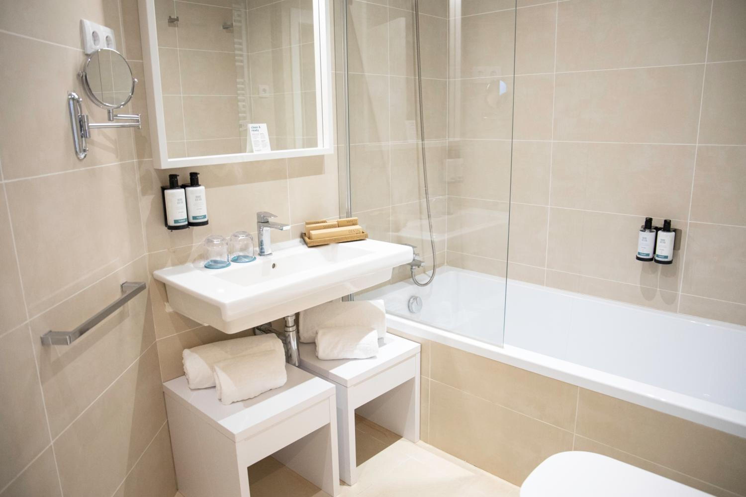 Junior Suite - Photo 17
