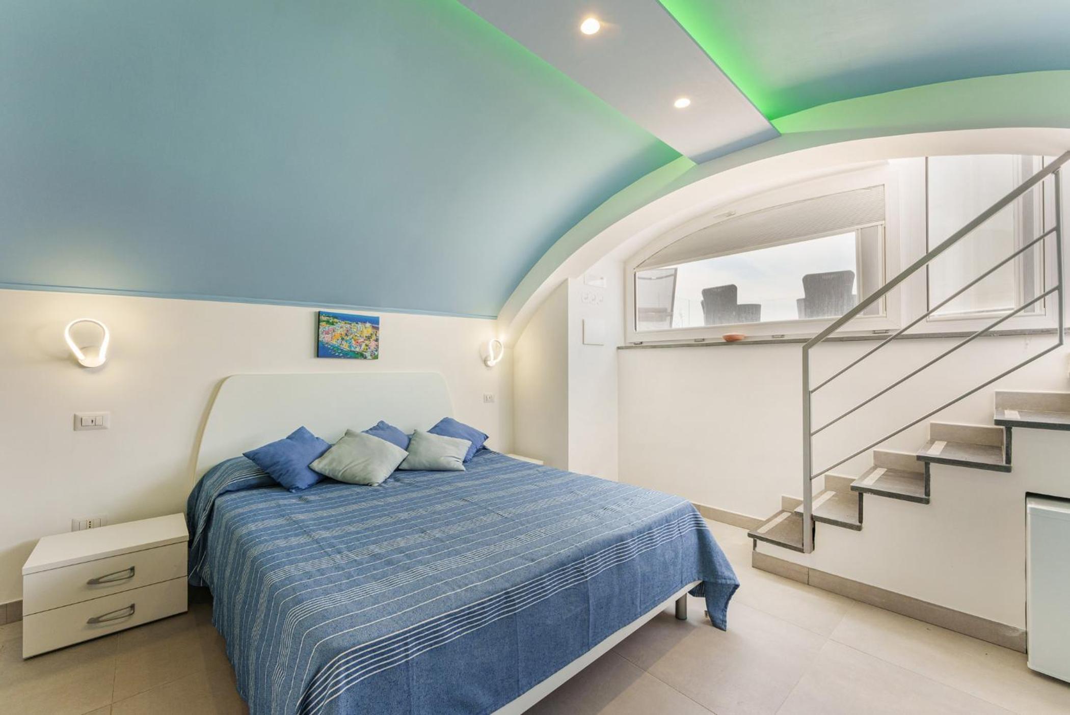Superior Triple Room with Sea View photo 1