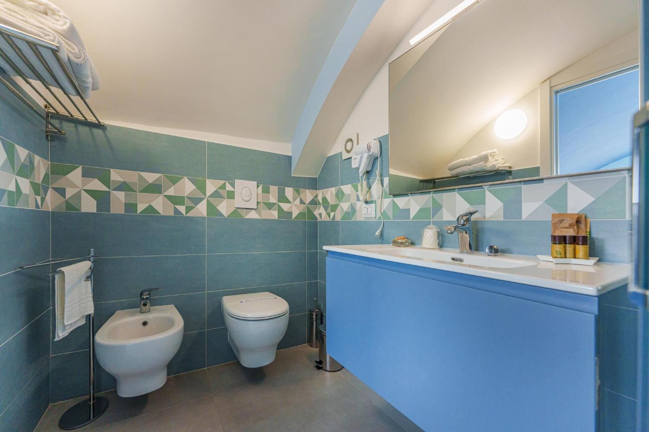 Superior Triple Room with Sea View photo 3