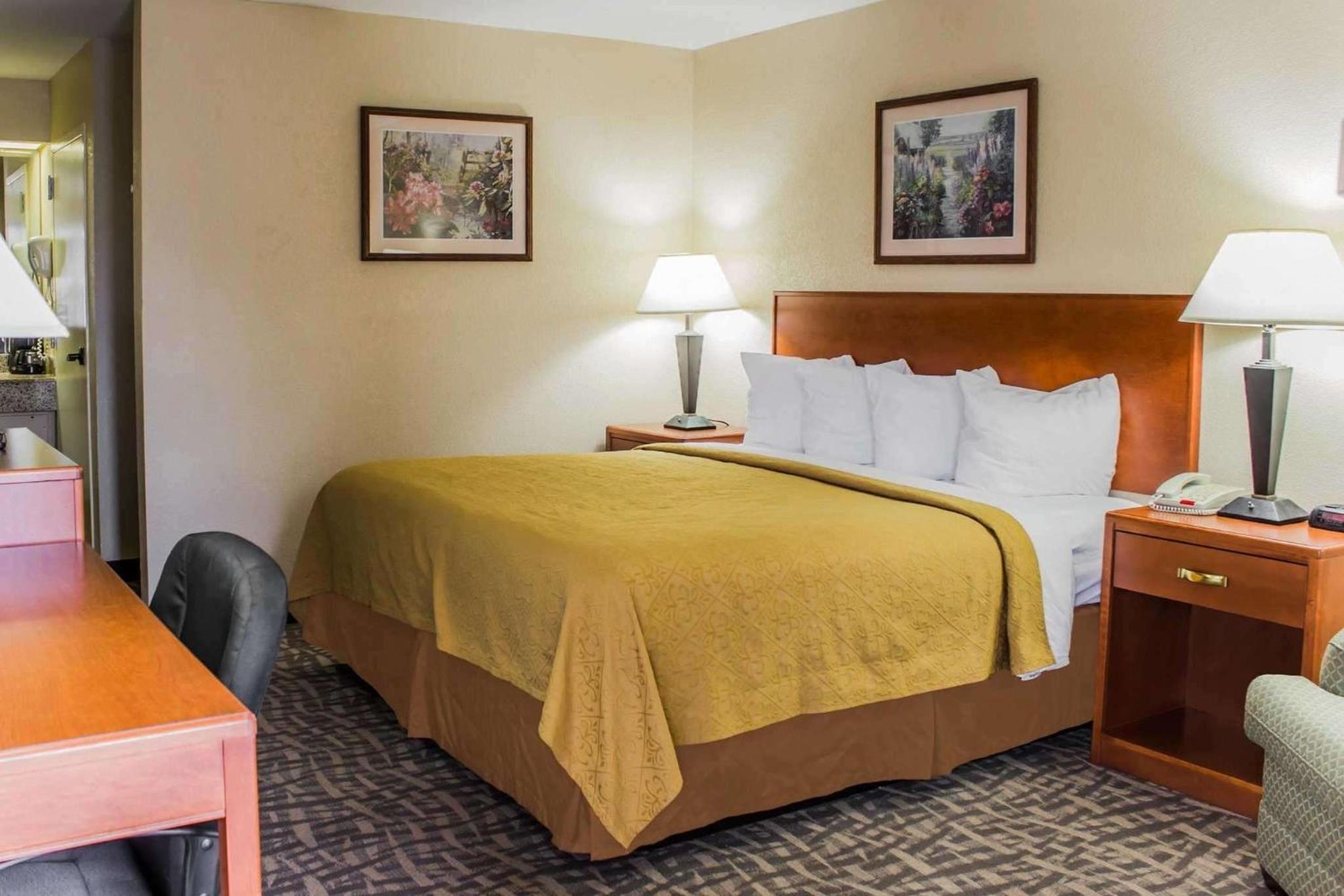 King Room with Tub - Disability Access/Non Smoking