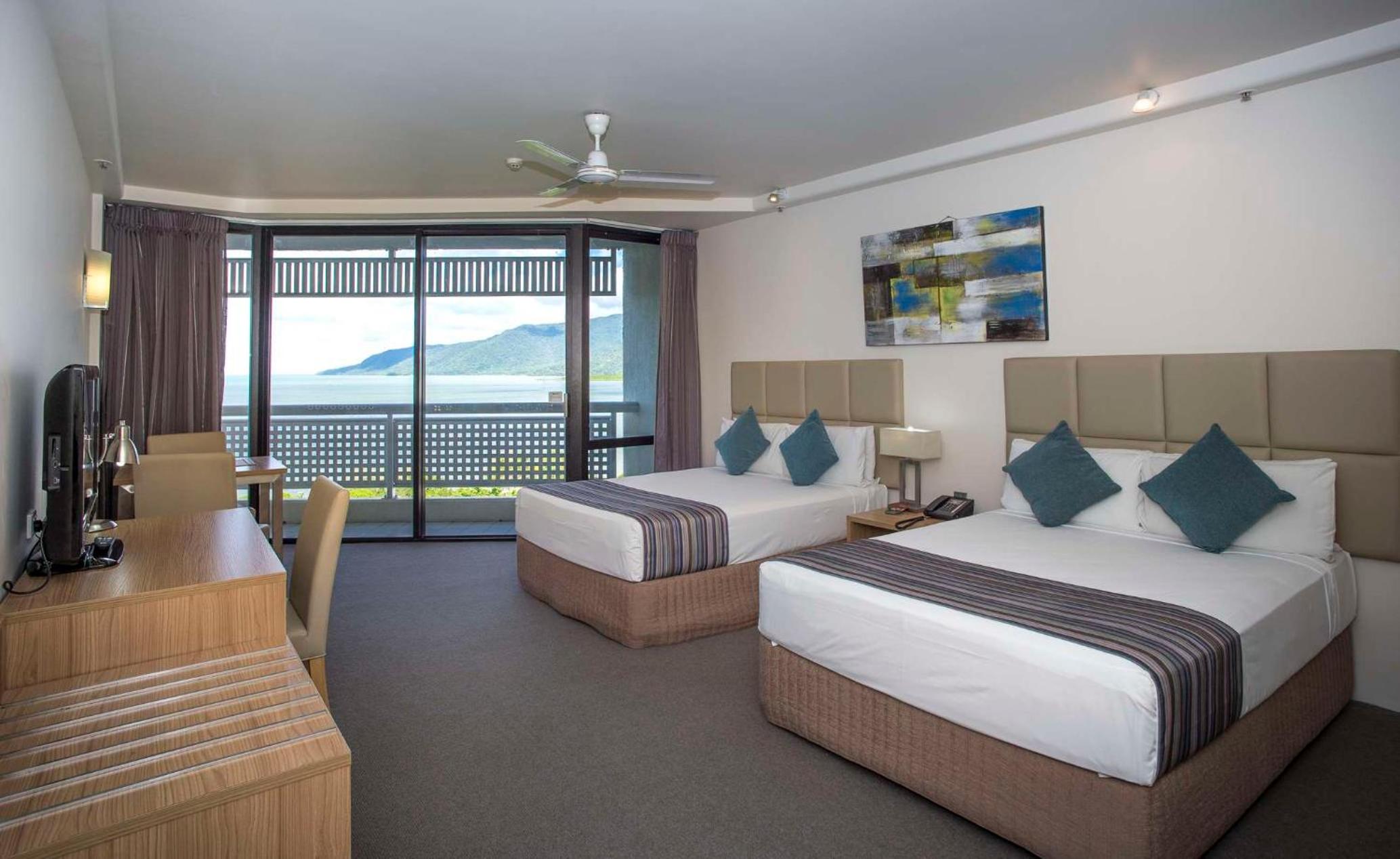 Standard Twin Room - Photo 1