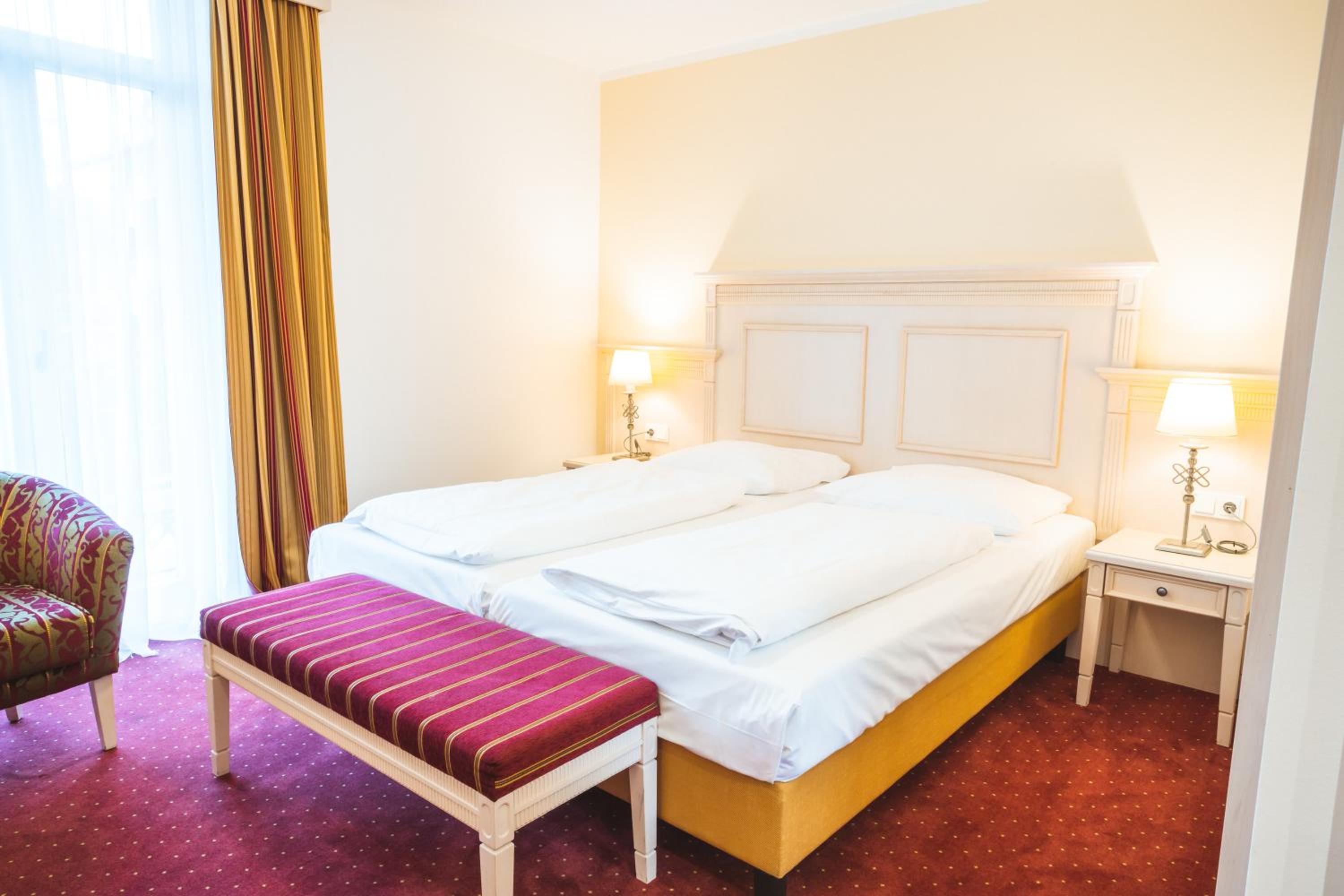 Double Room - Photo 10