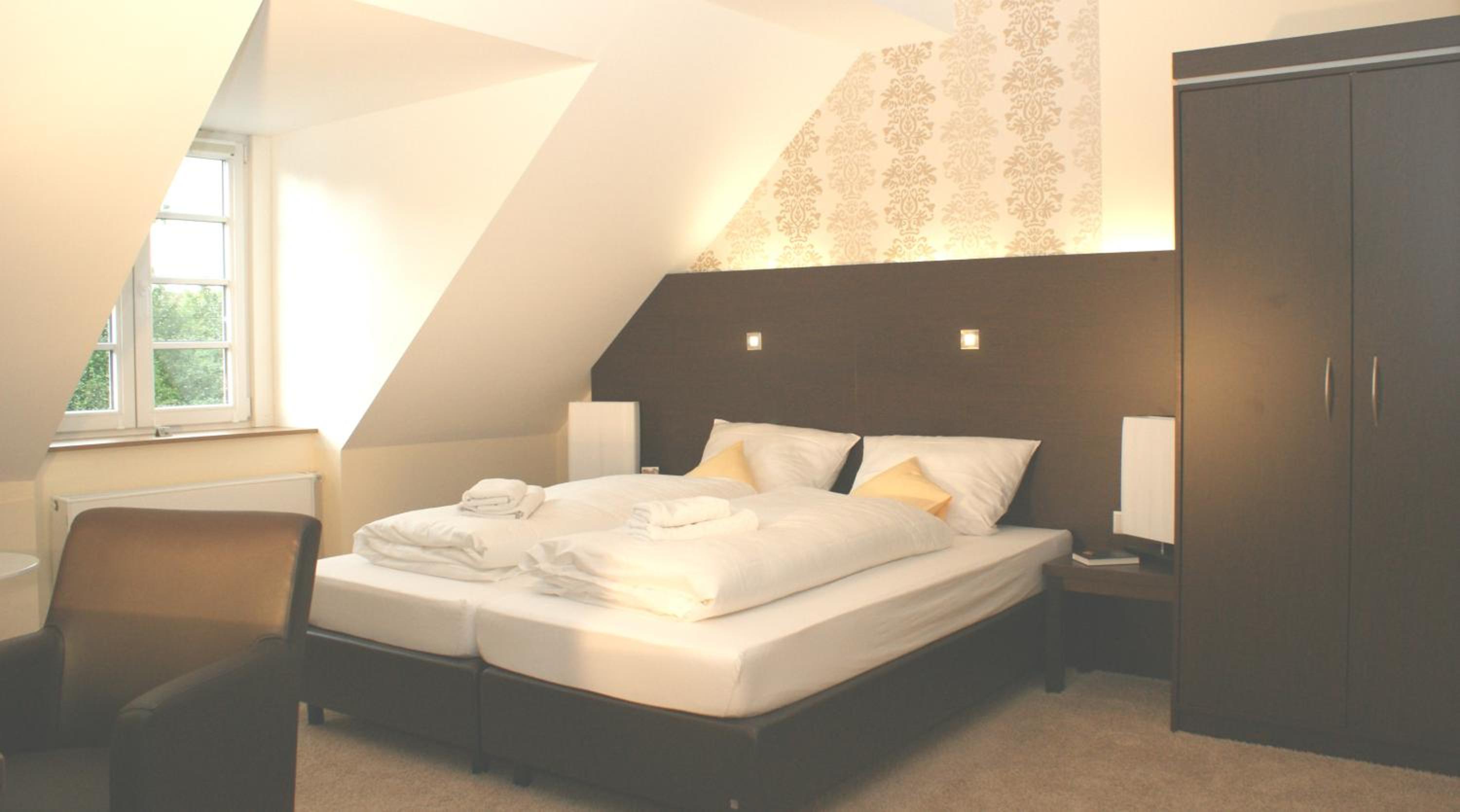 Business Double Room - Photo 2