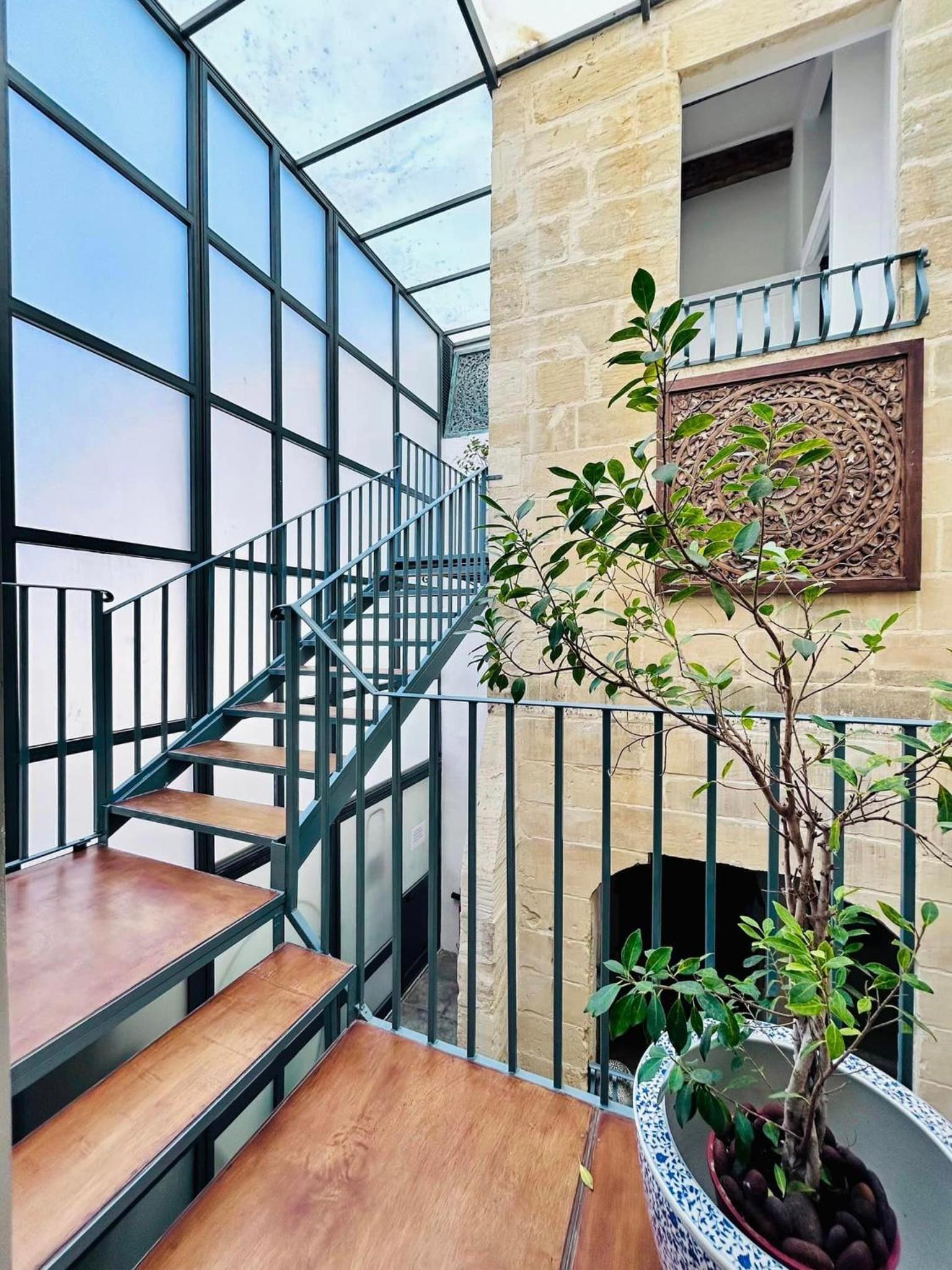 Double Room with Terrace - Photo 21