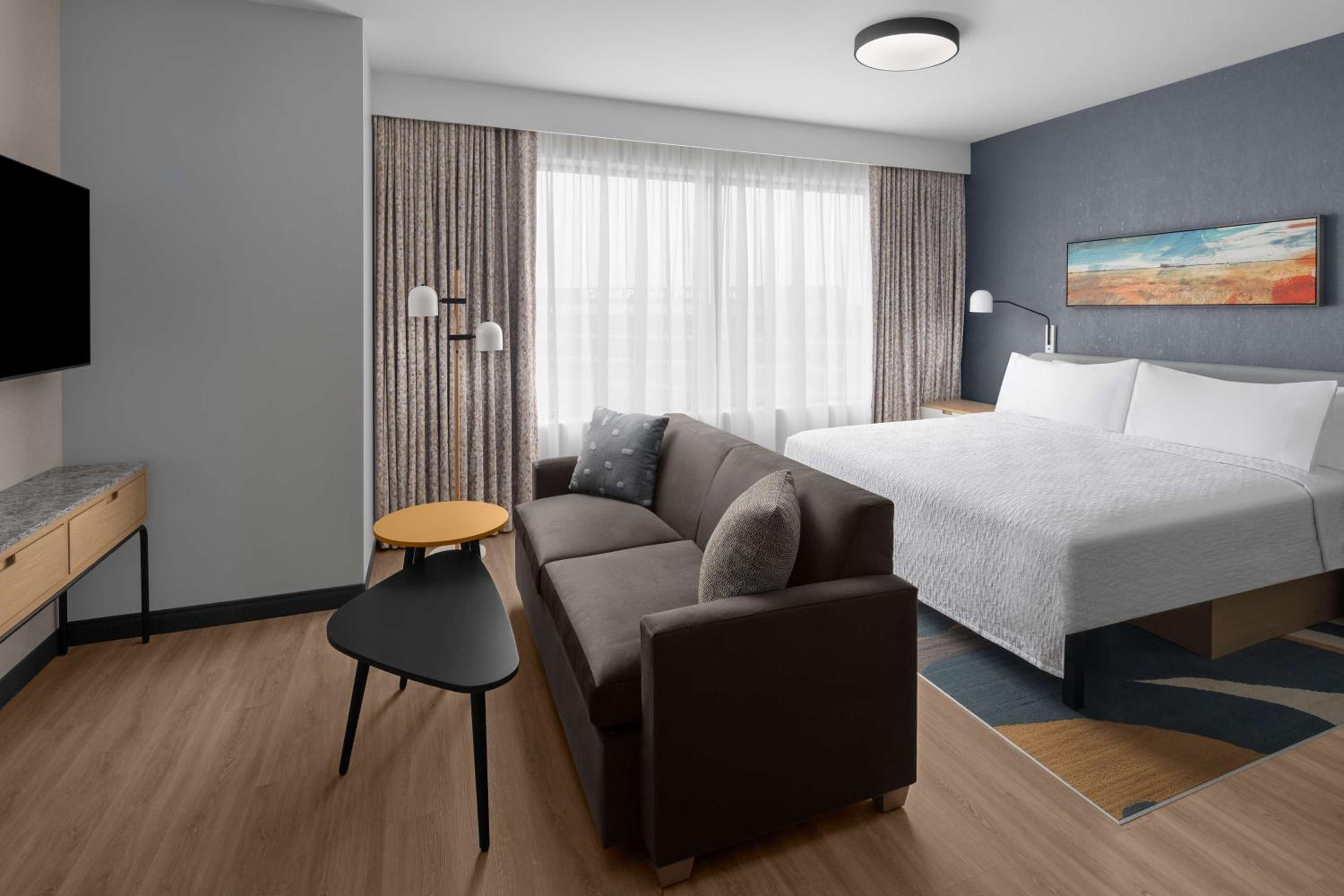 King Studio Suite - Photo 2