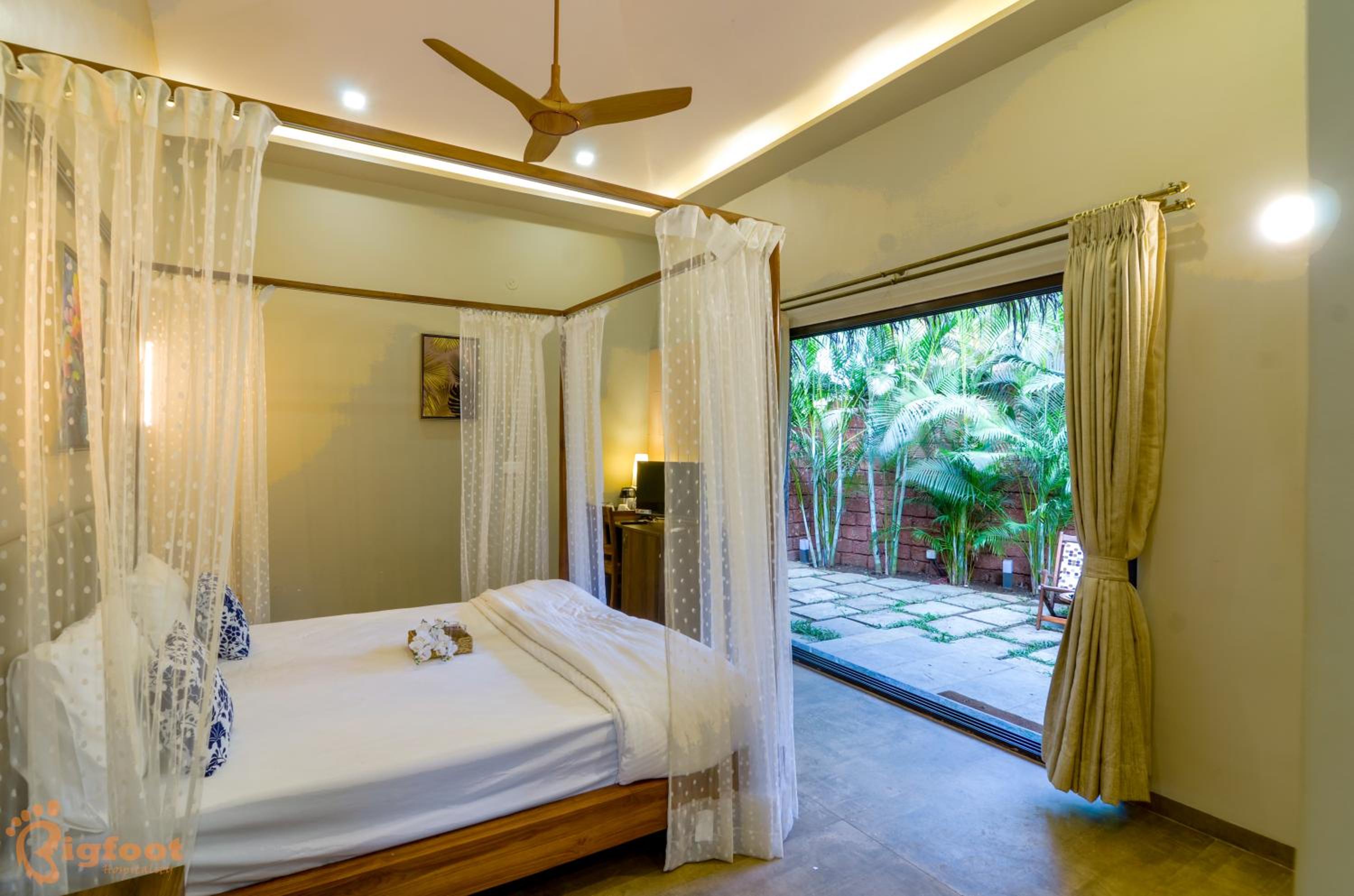 Suite with Private Pool photo 3