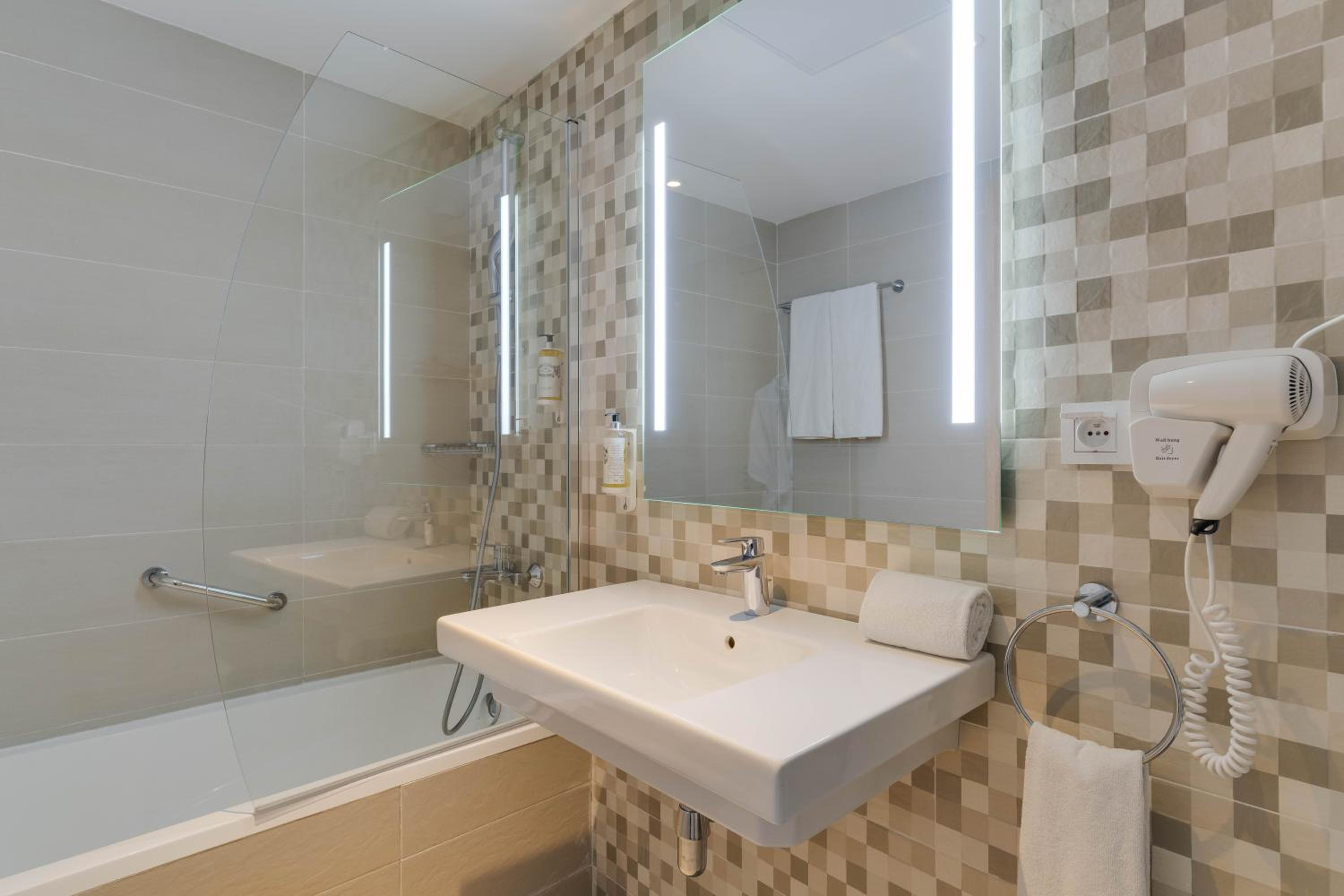 Family Suite Premium – 4 Adultos - Photo 4