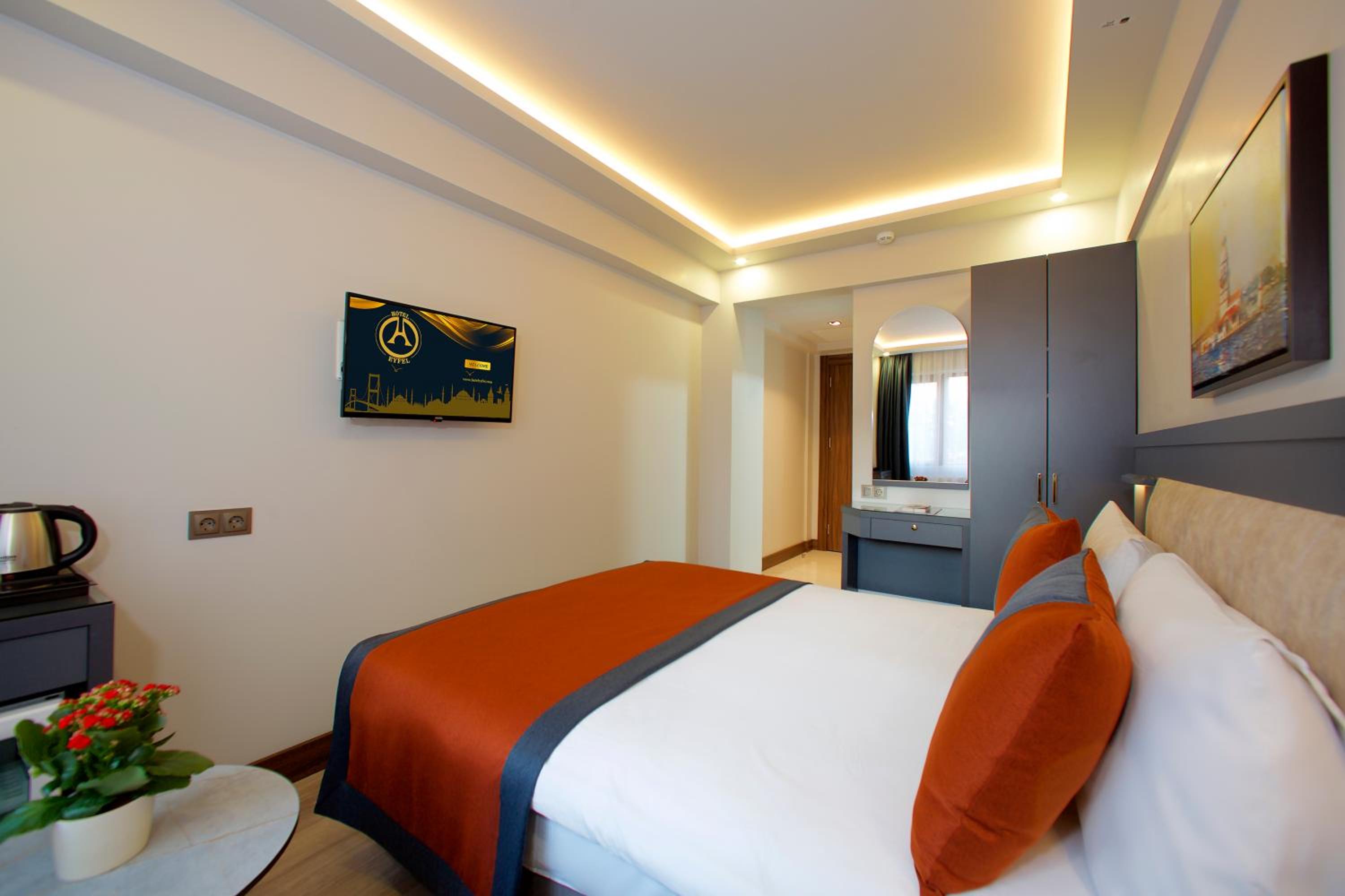 Budget Double Room photo 1