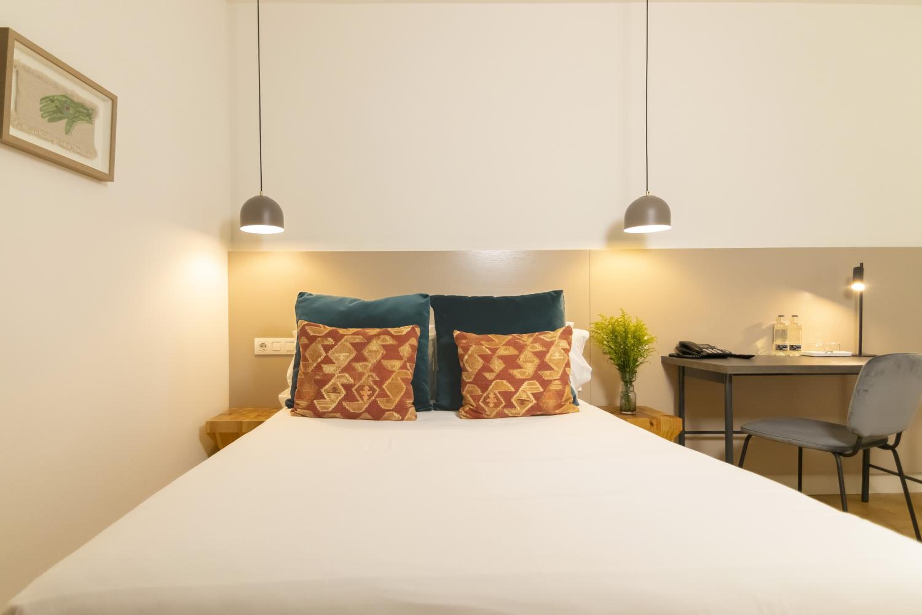 Single Classic Interior Room