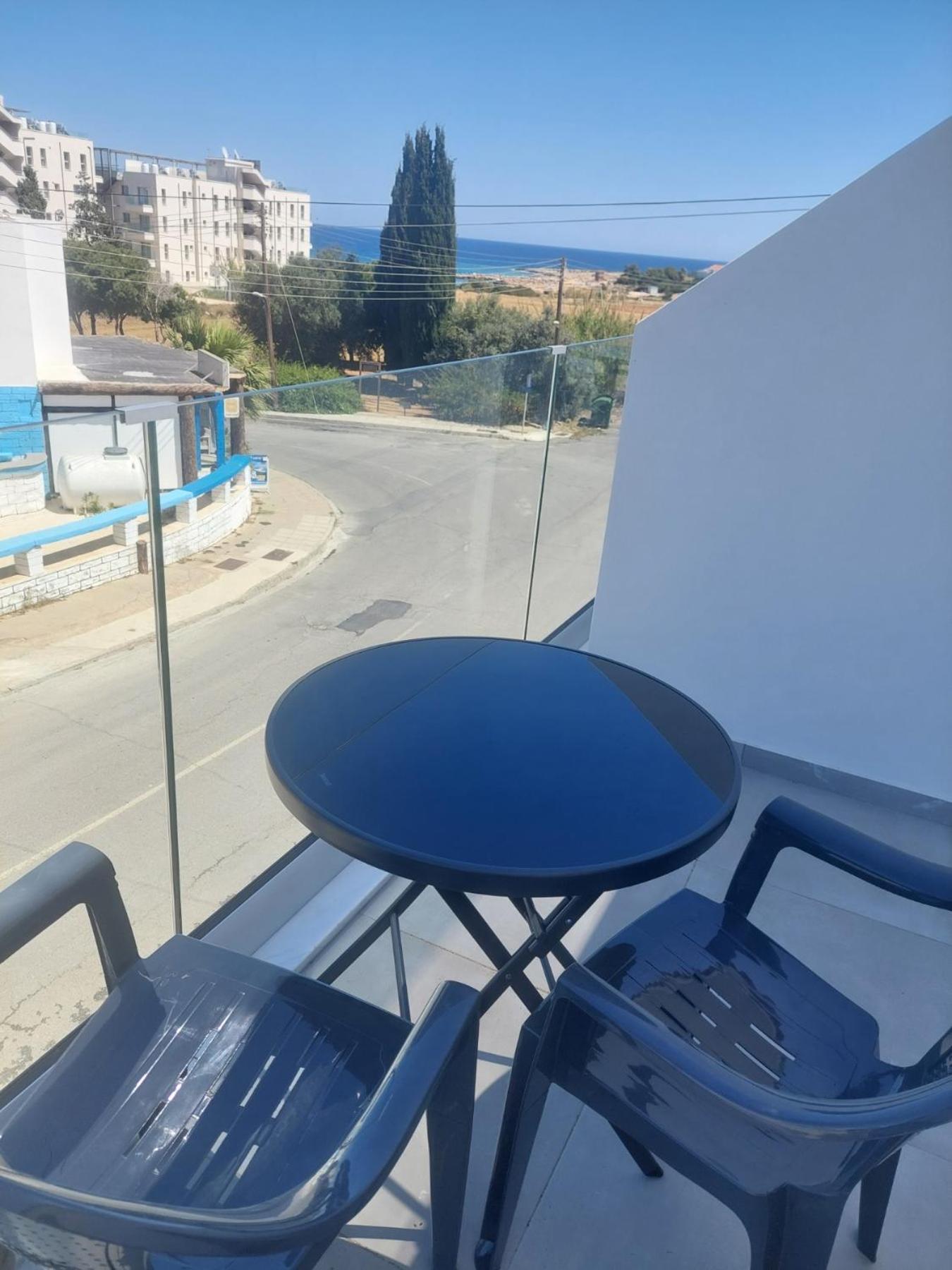 Studio with Sea View photo 3