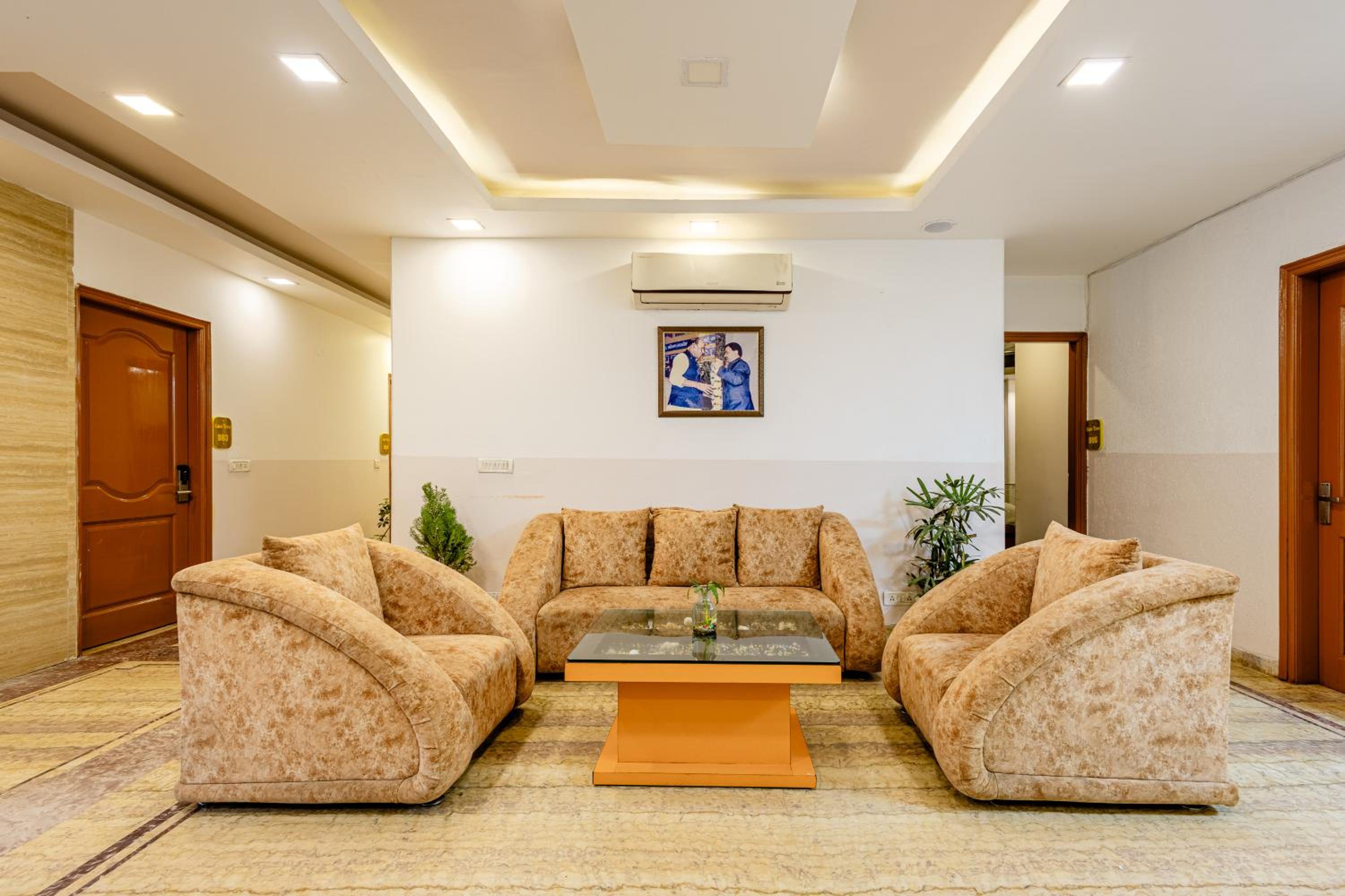 Superior King Room - Photo 7
