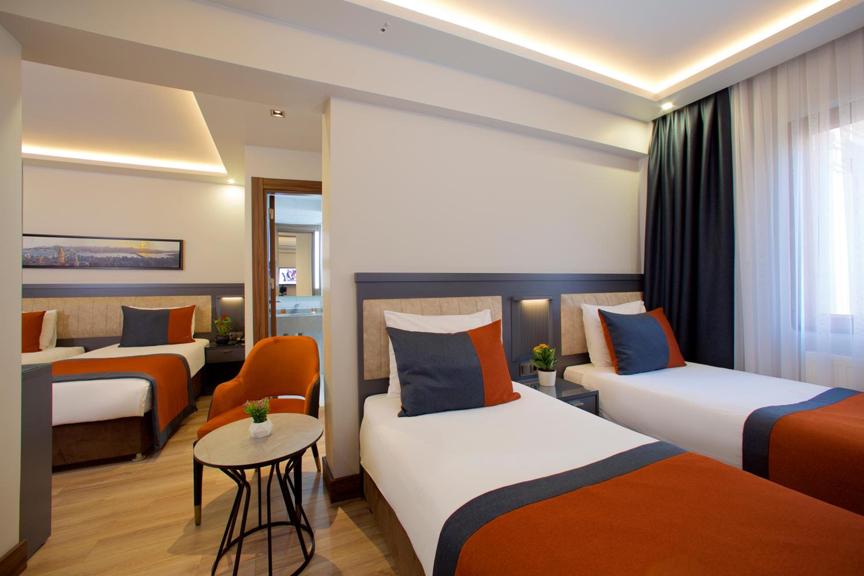 Quadruple Room photo 2