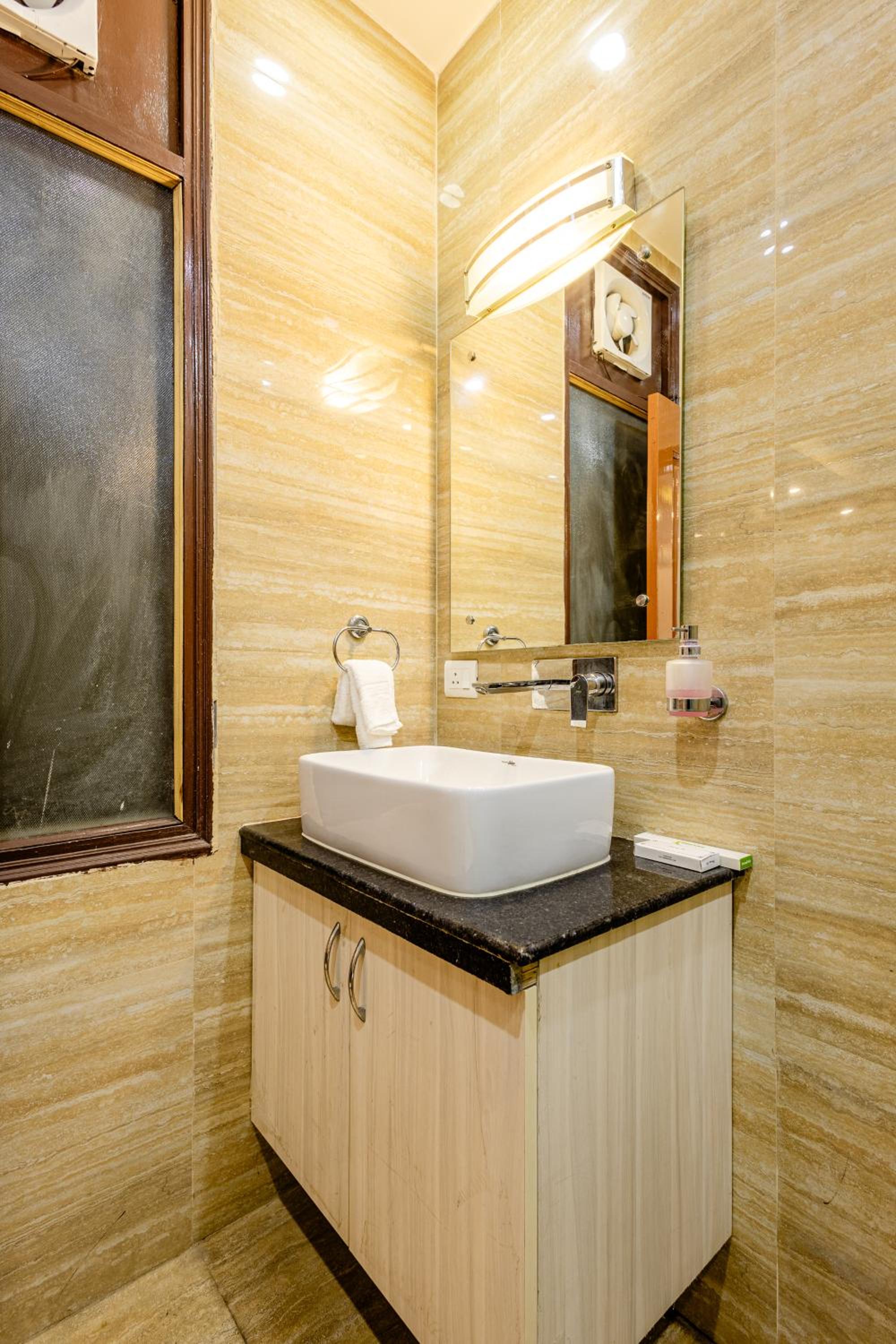 Superior Double or Twin Room - Photo 7