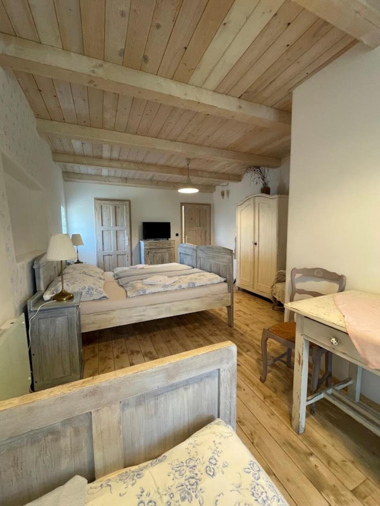 Triple Room photo 2