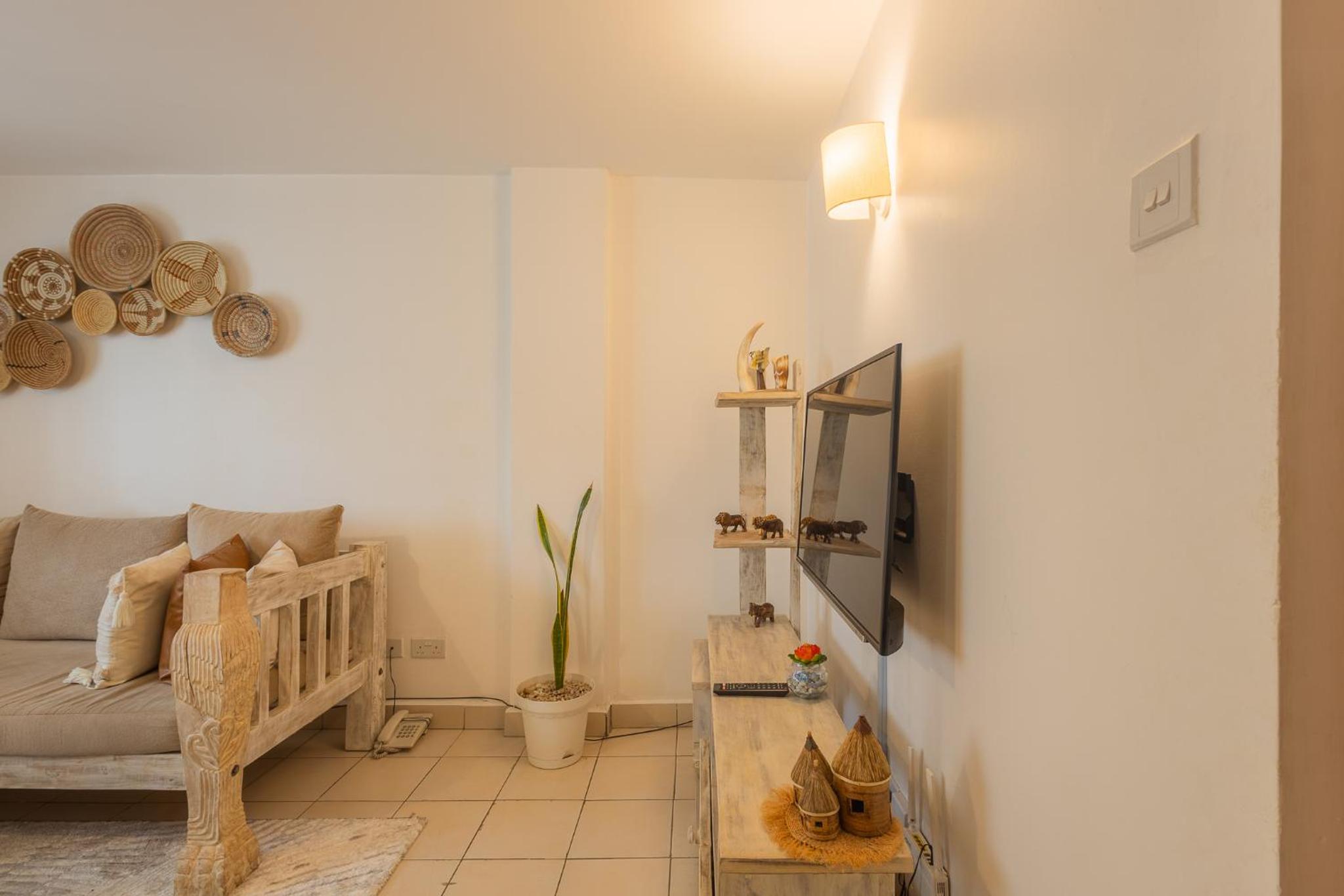One-Bedroom Apartment - Photo 1