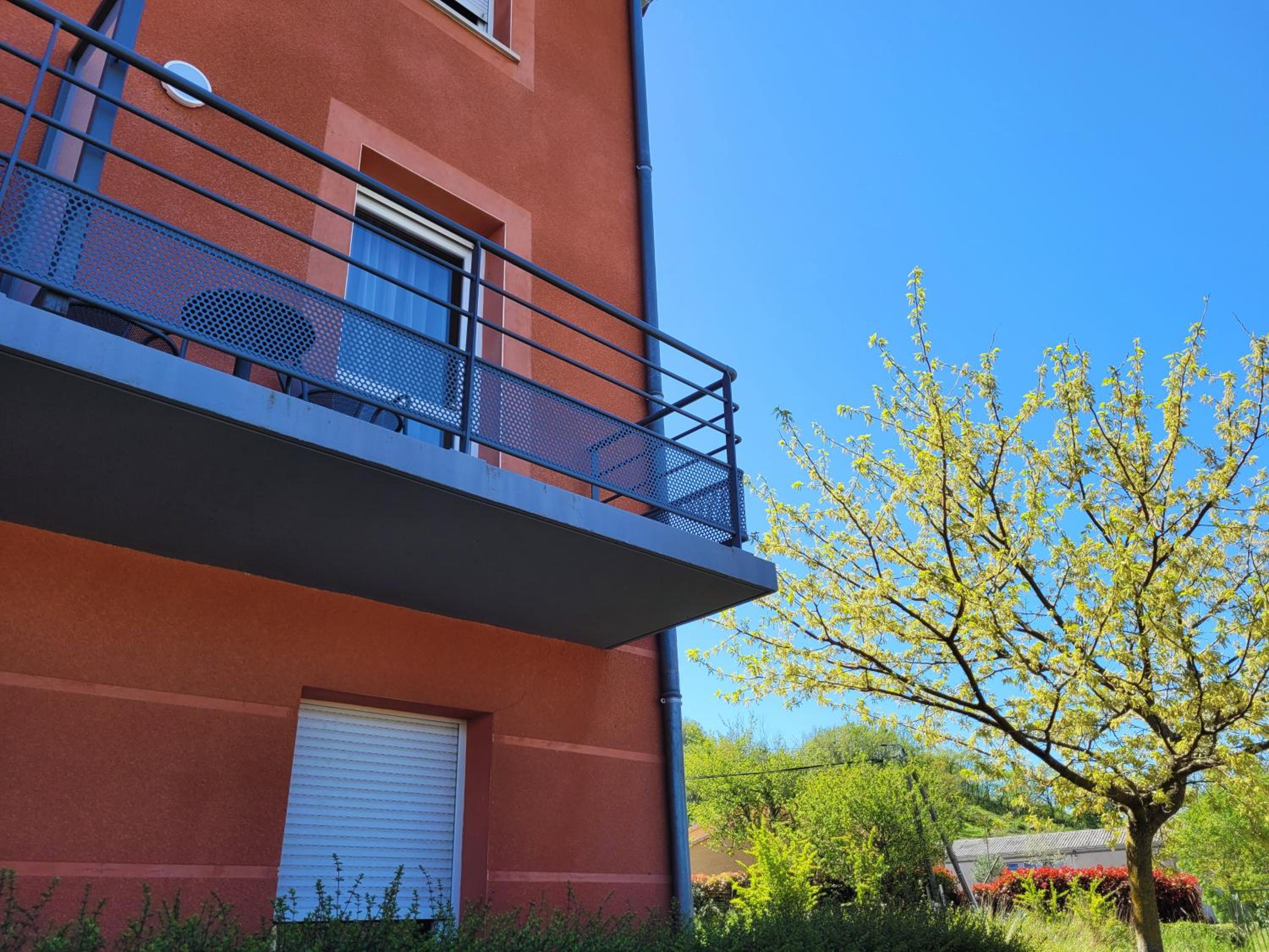Standard Triple Room with Balcony - Annex building  (prohibited animals) photo 2