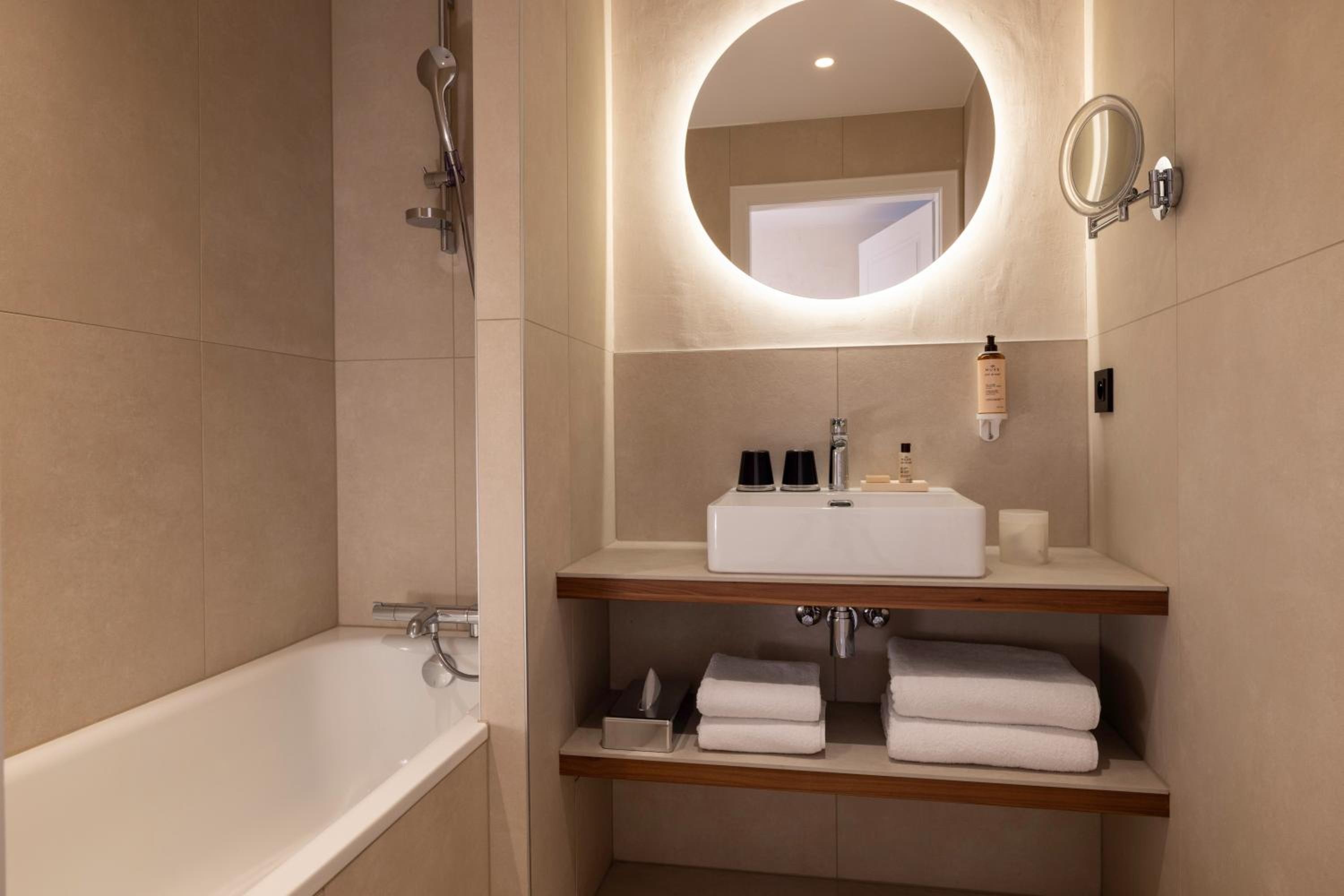 Junior Suite - Photo 2