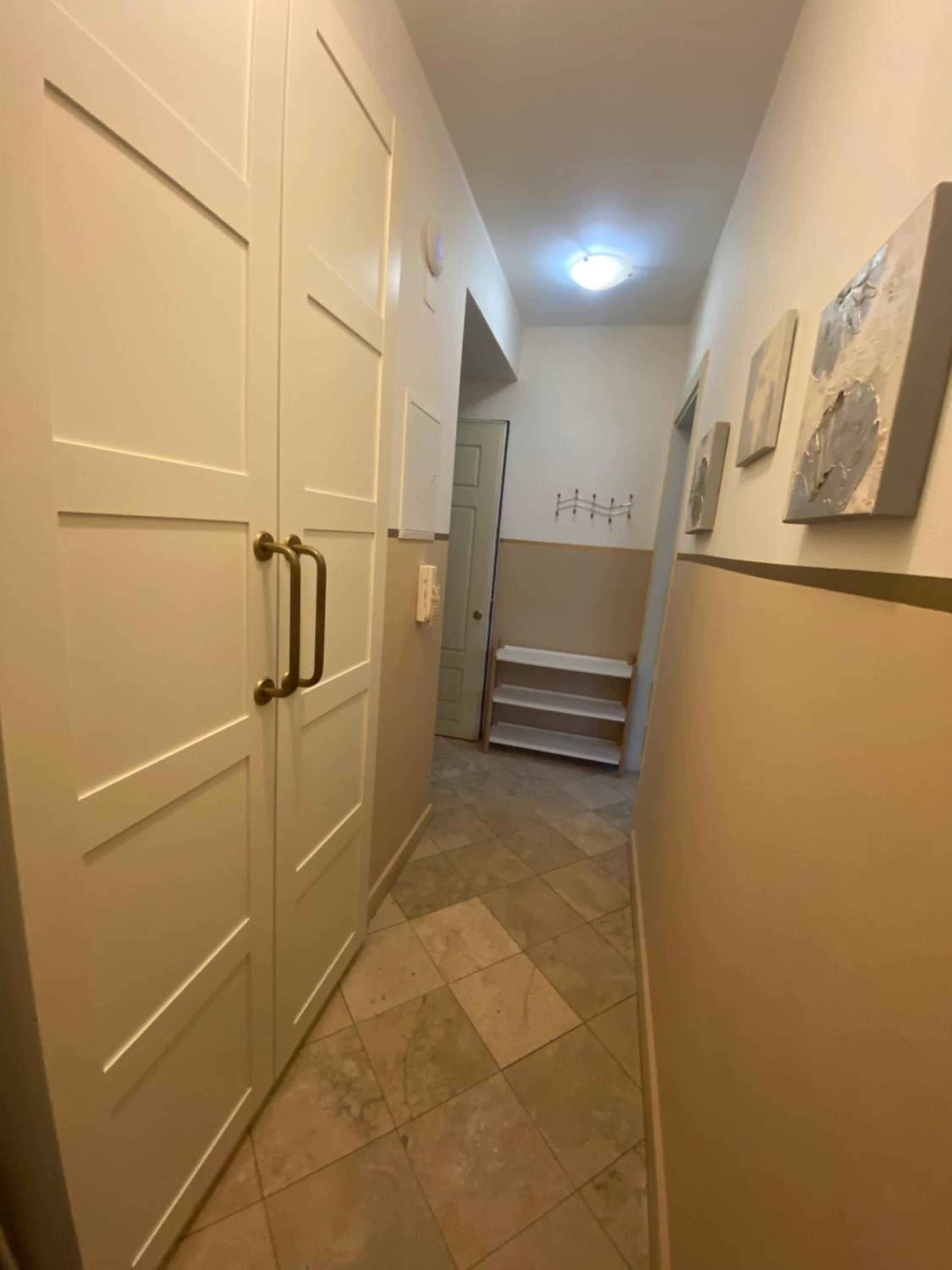 One-Bedroom Apartment A2