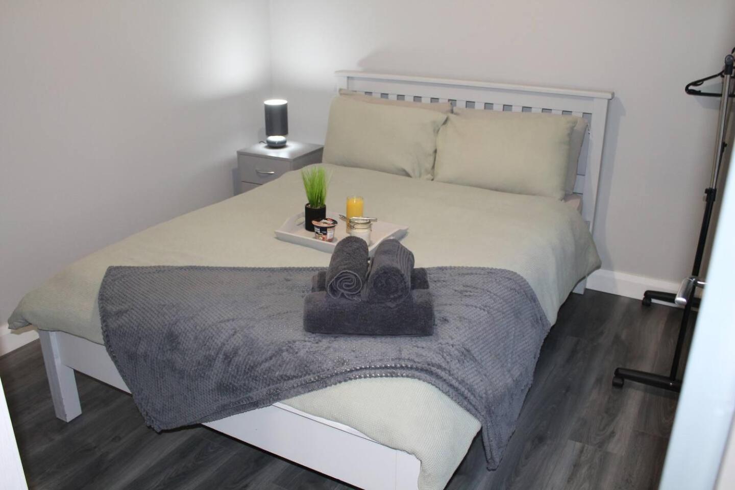 One-Bedroom House - Photo 1
