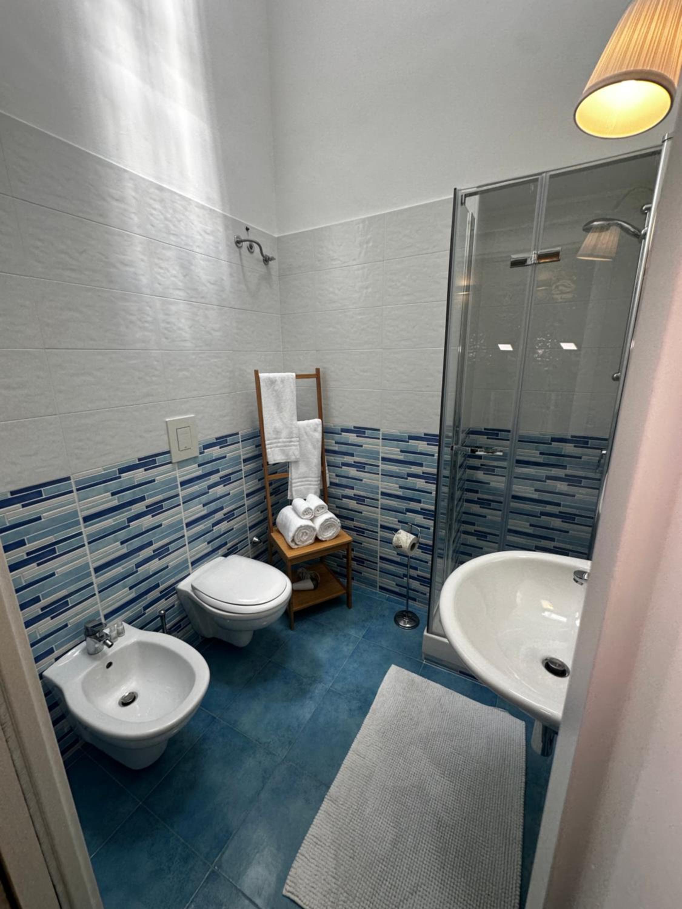 Suite with Terrace - Photo 7