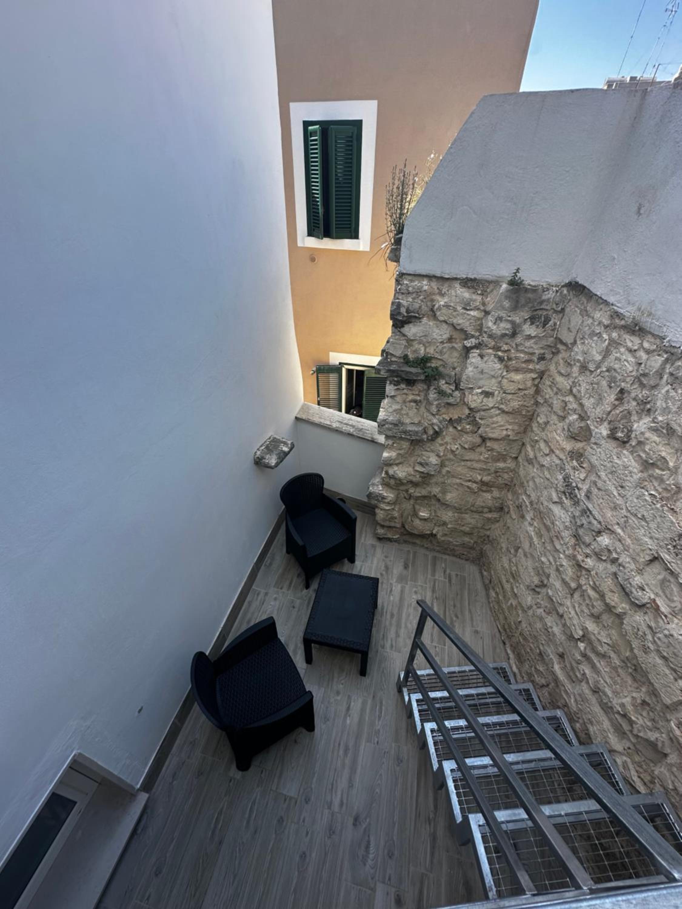 Suite with Terrace - Photo 6