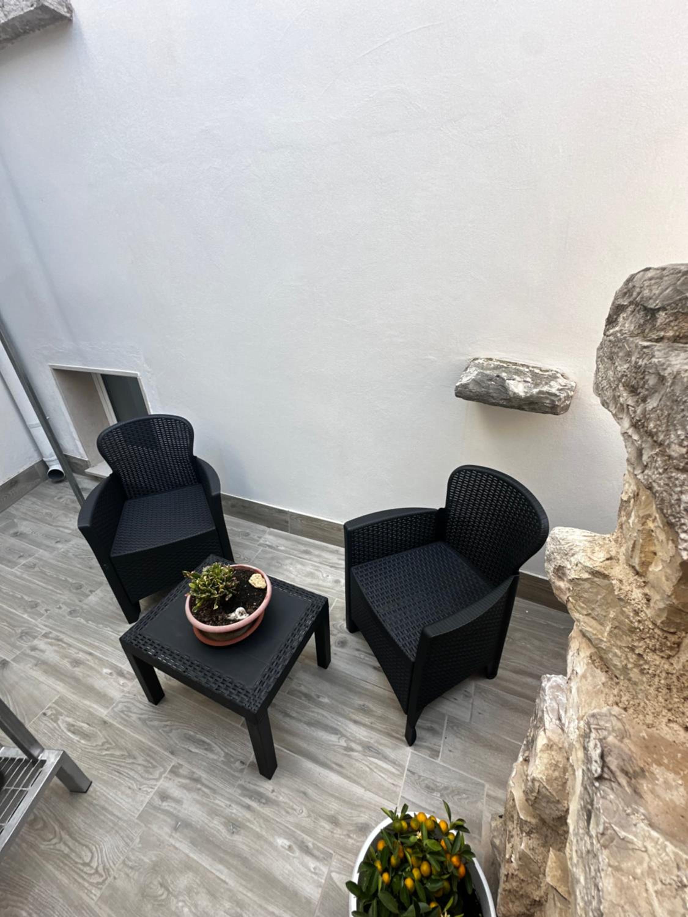 Suite with Terrace - Photo 8