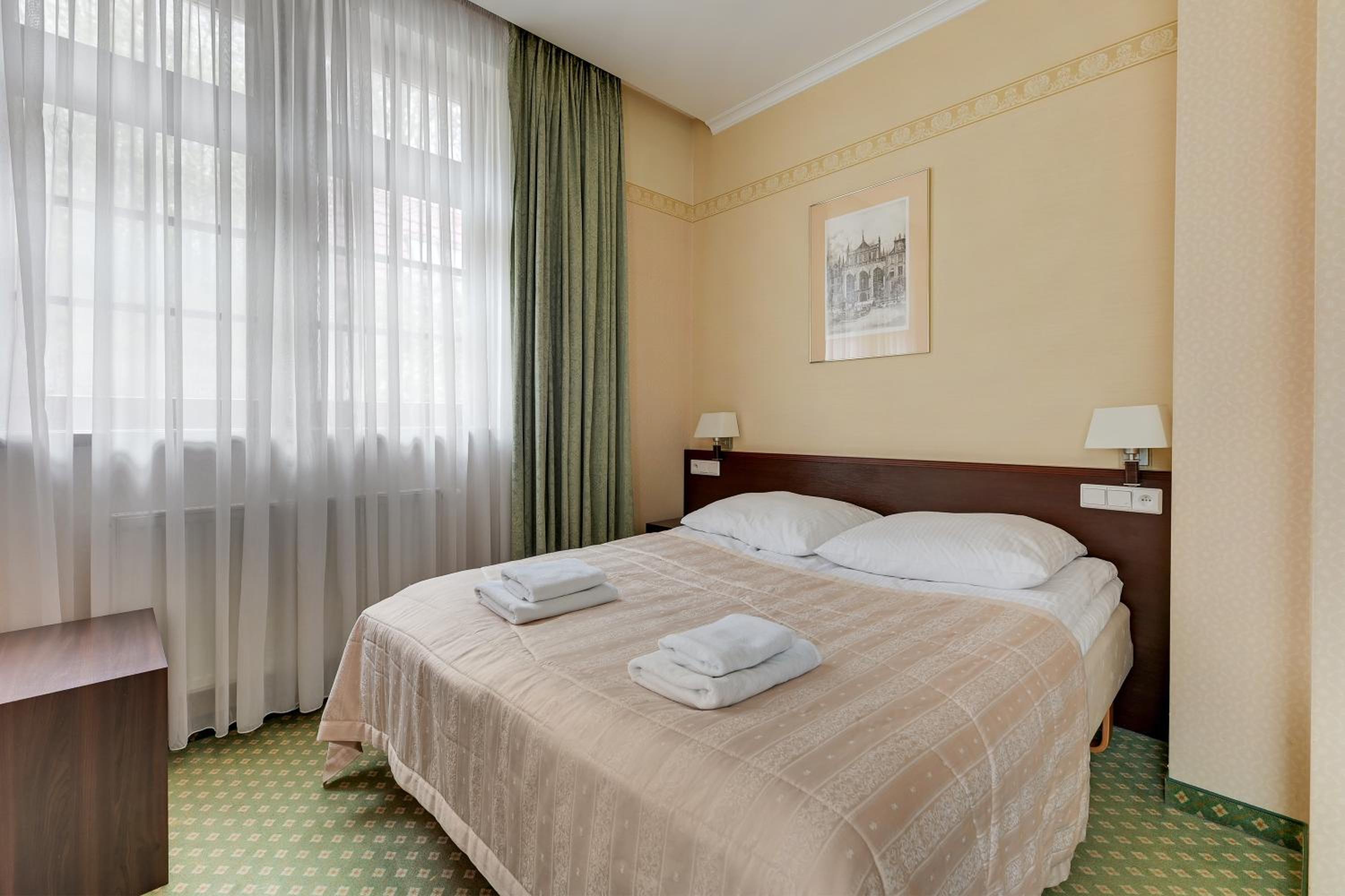 Deluxe Double Room - Photo 4
