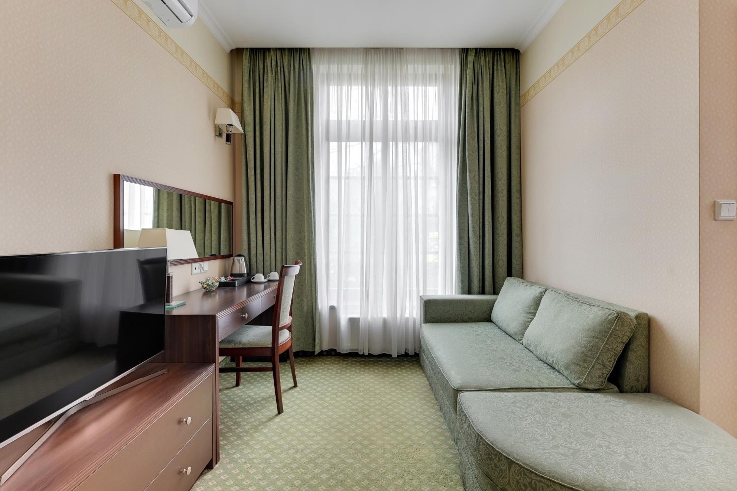 Deluxe Double Room - Photo 6