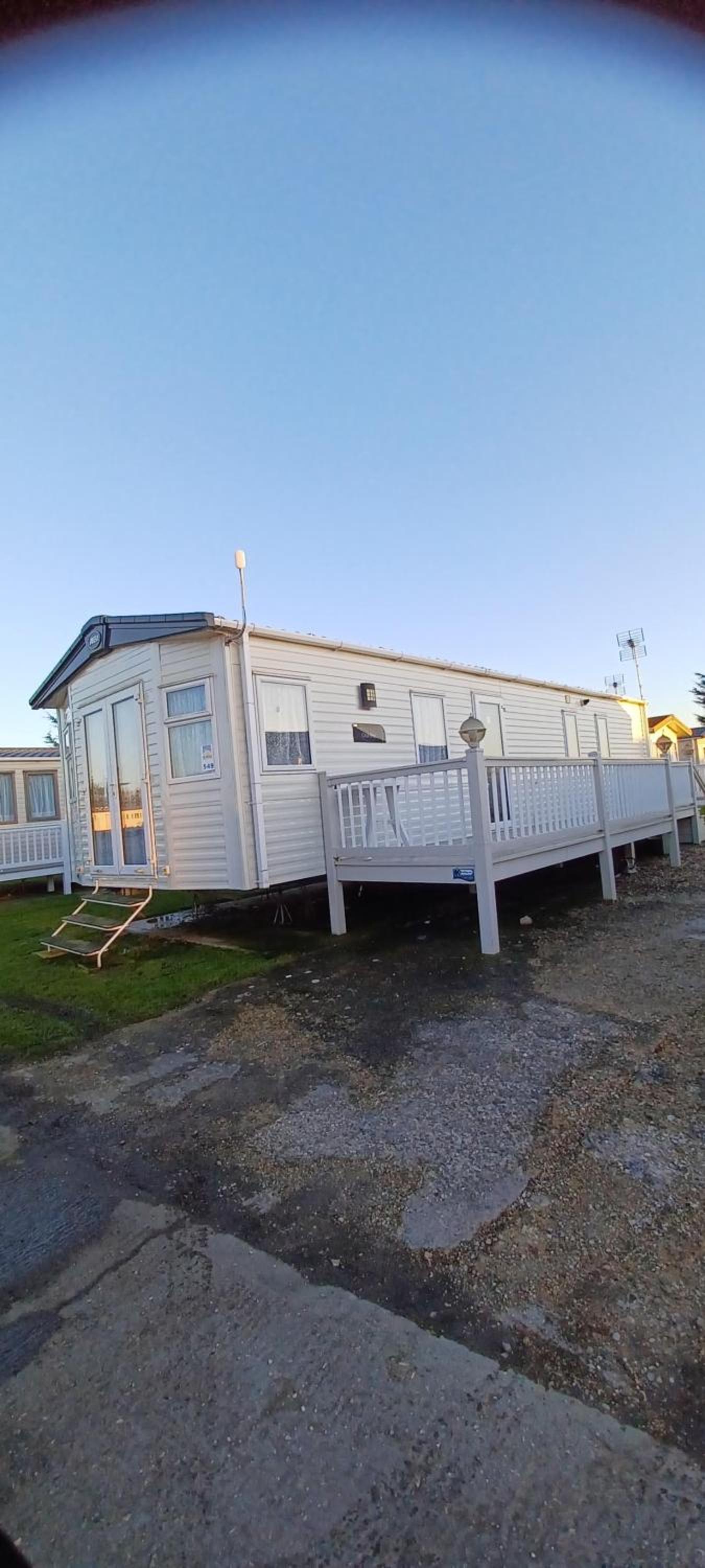 Mobile Home photo 2