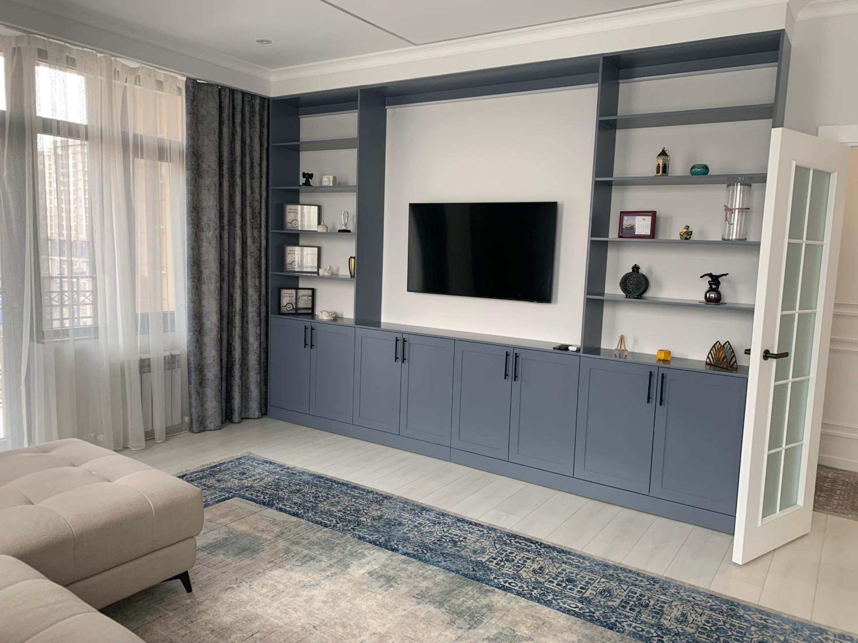 Two-Bedroom Apartment with City View photo 2