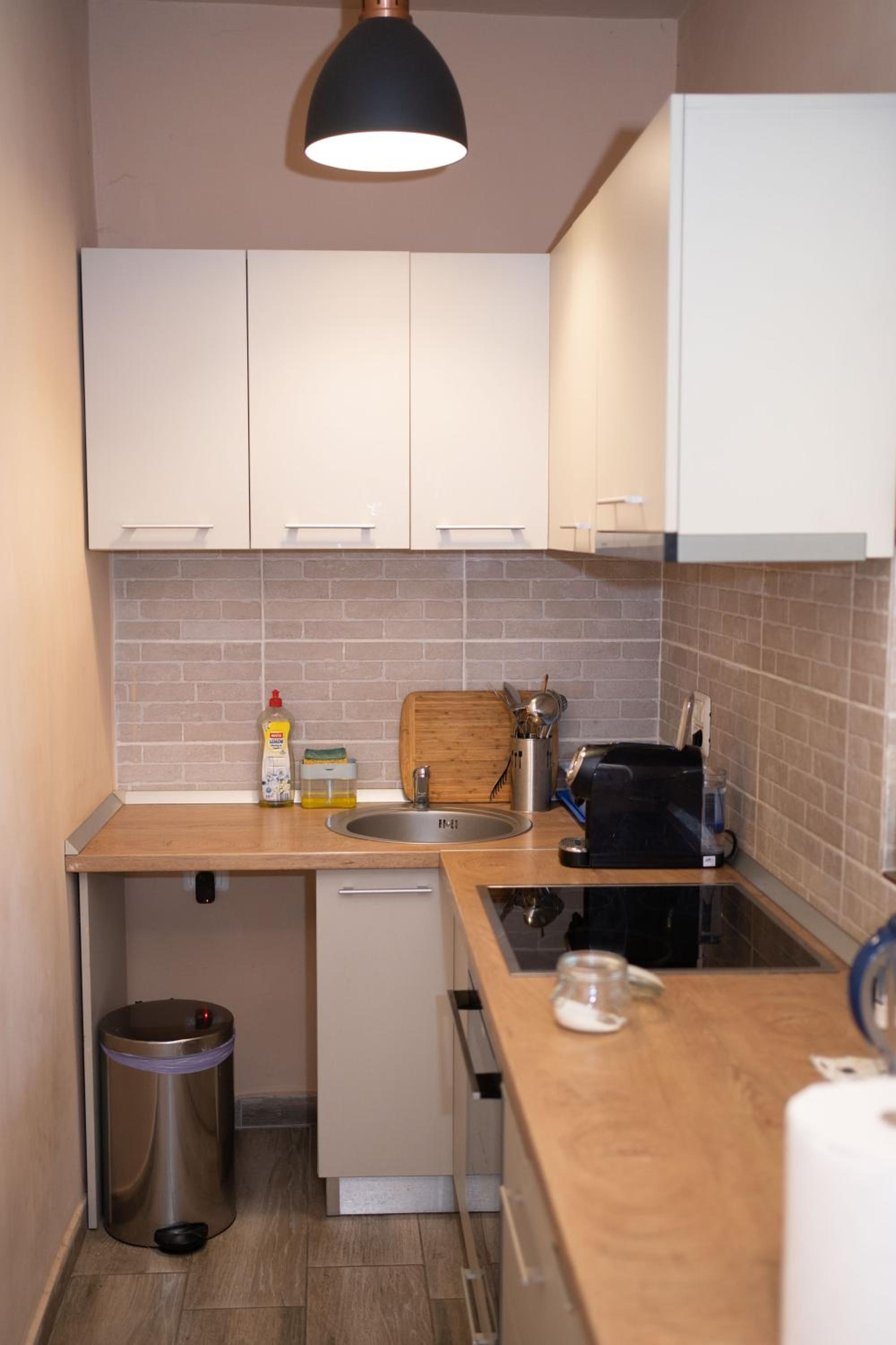 One-Bedroom Apartment - Photo 22