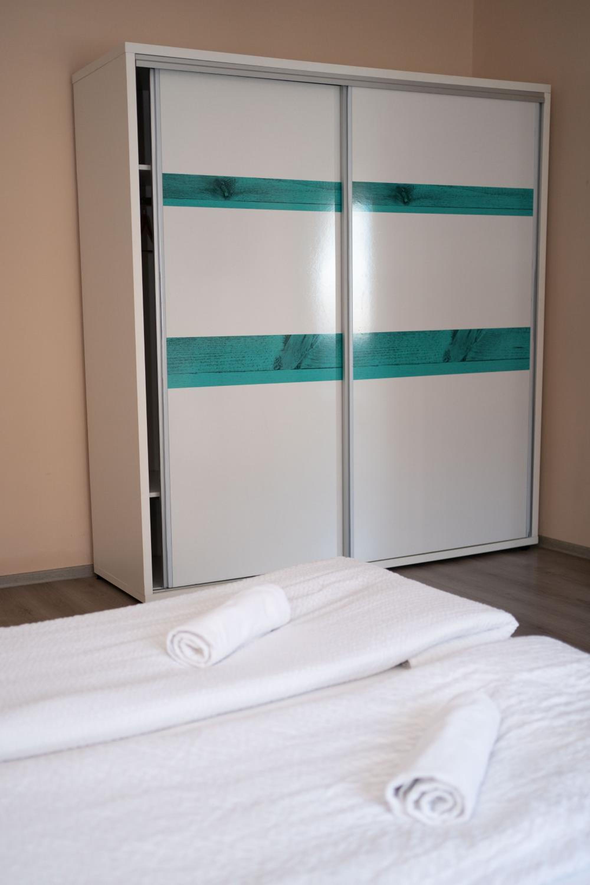 One-Bedroom Apartment - Photo 20