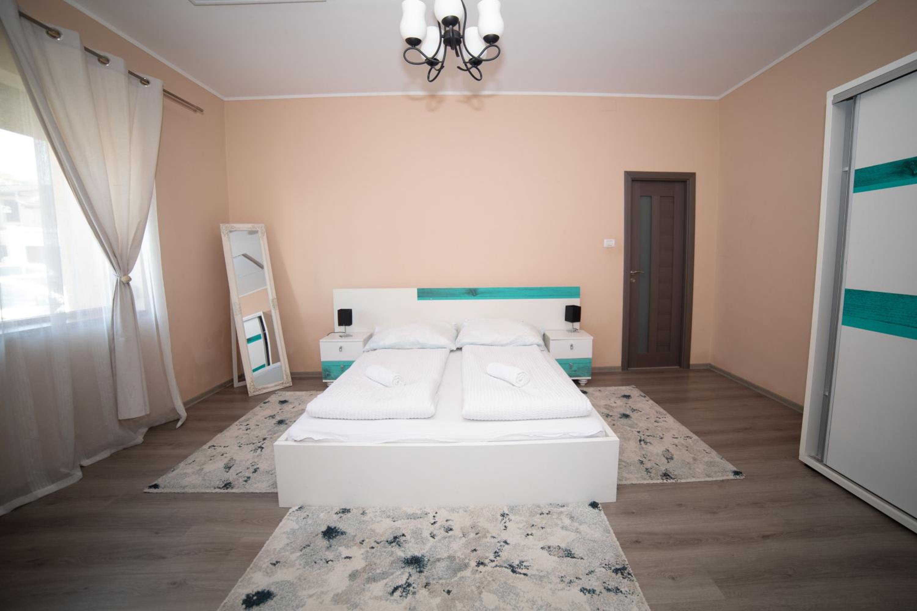 One-Bedroom Apartment - Photo 28