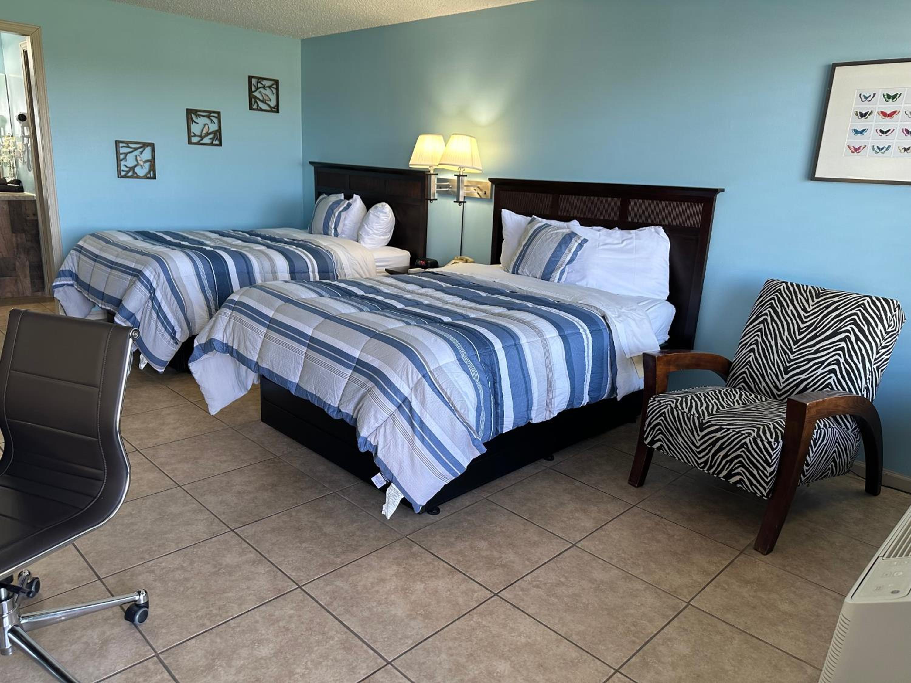 Double Room - Photo 2