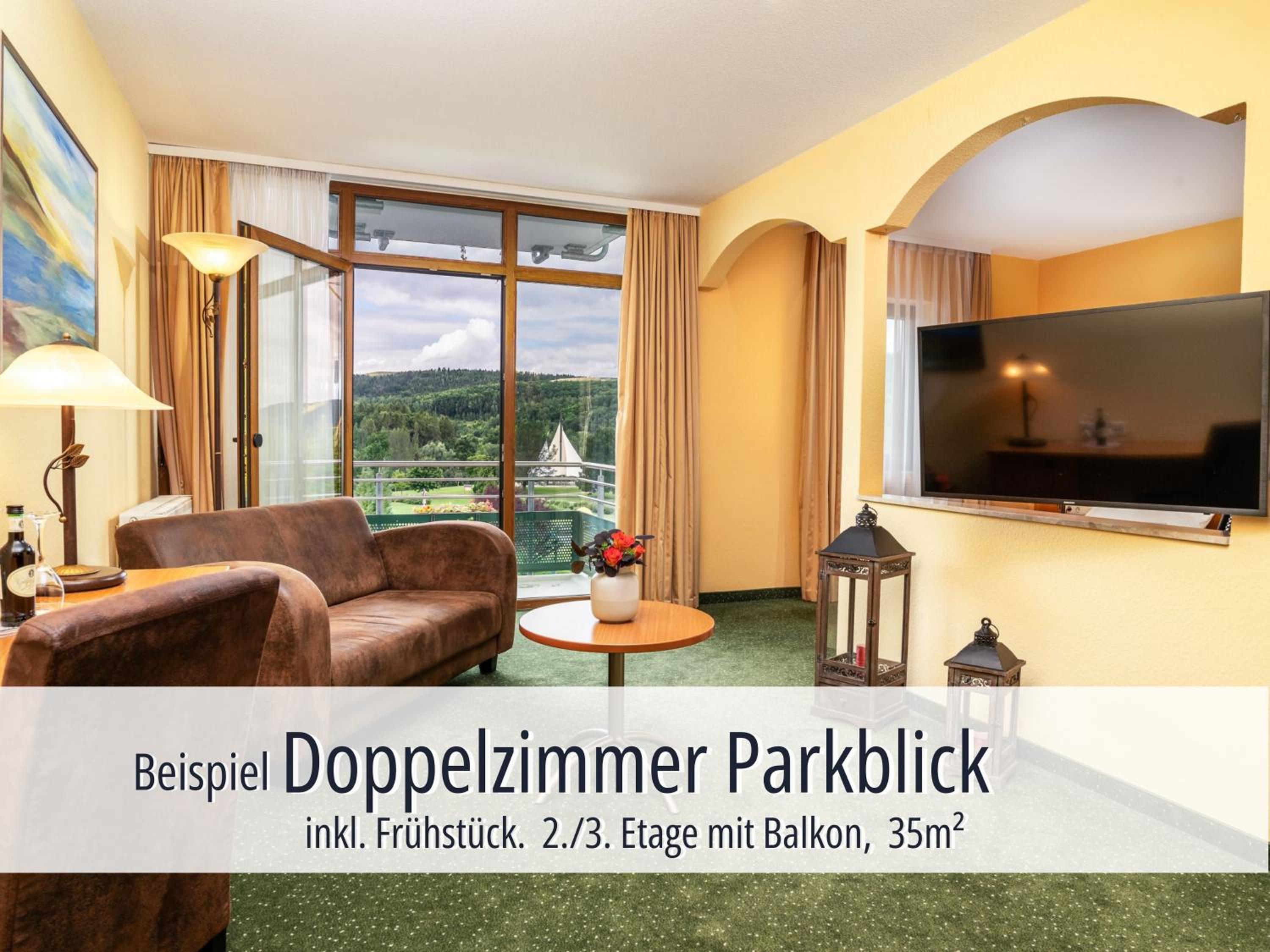 Double Room with Park View - Photo 2