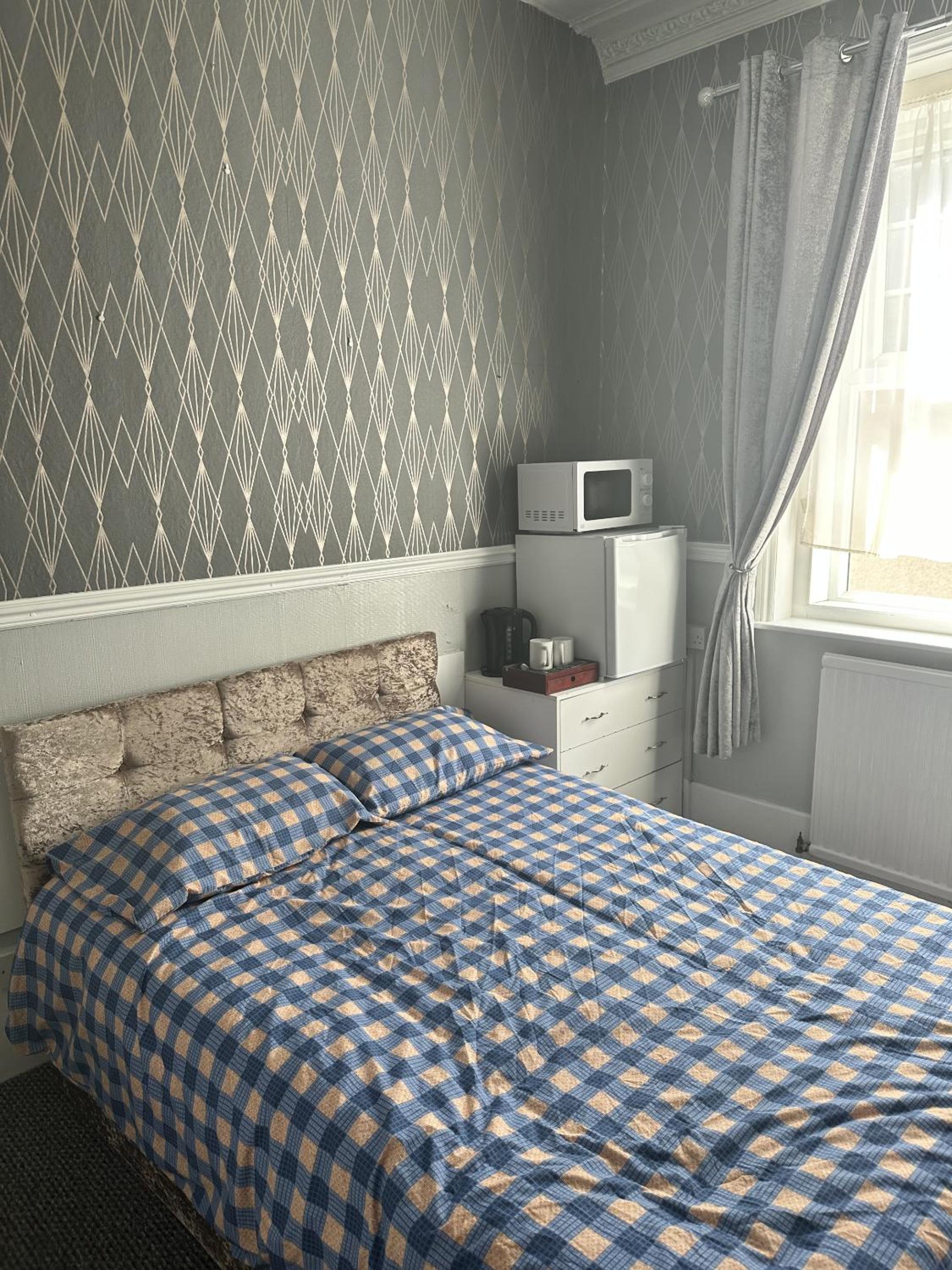 Double Room With Private Bathroom photo 1