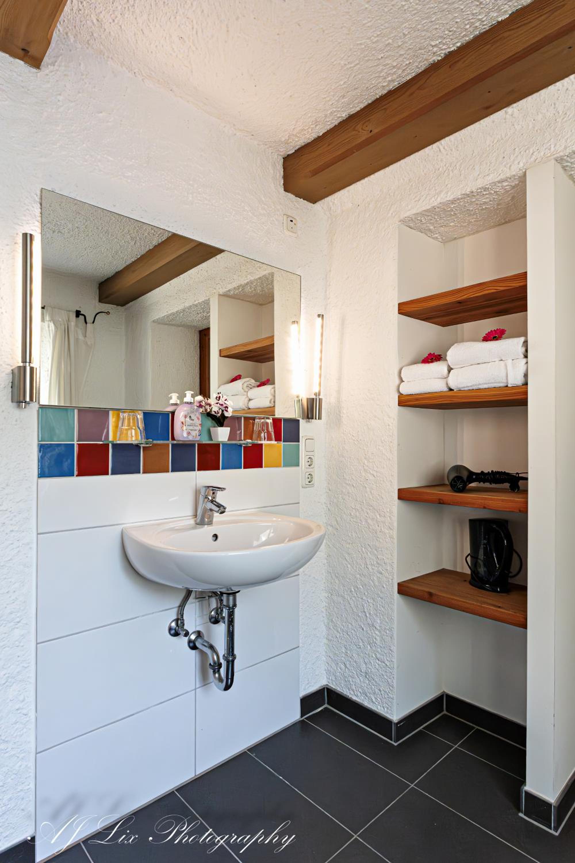 Double Room with Shower photo 3