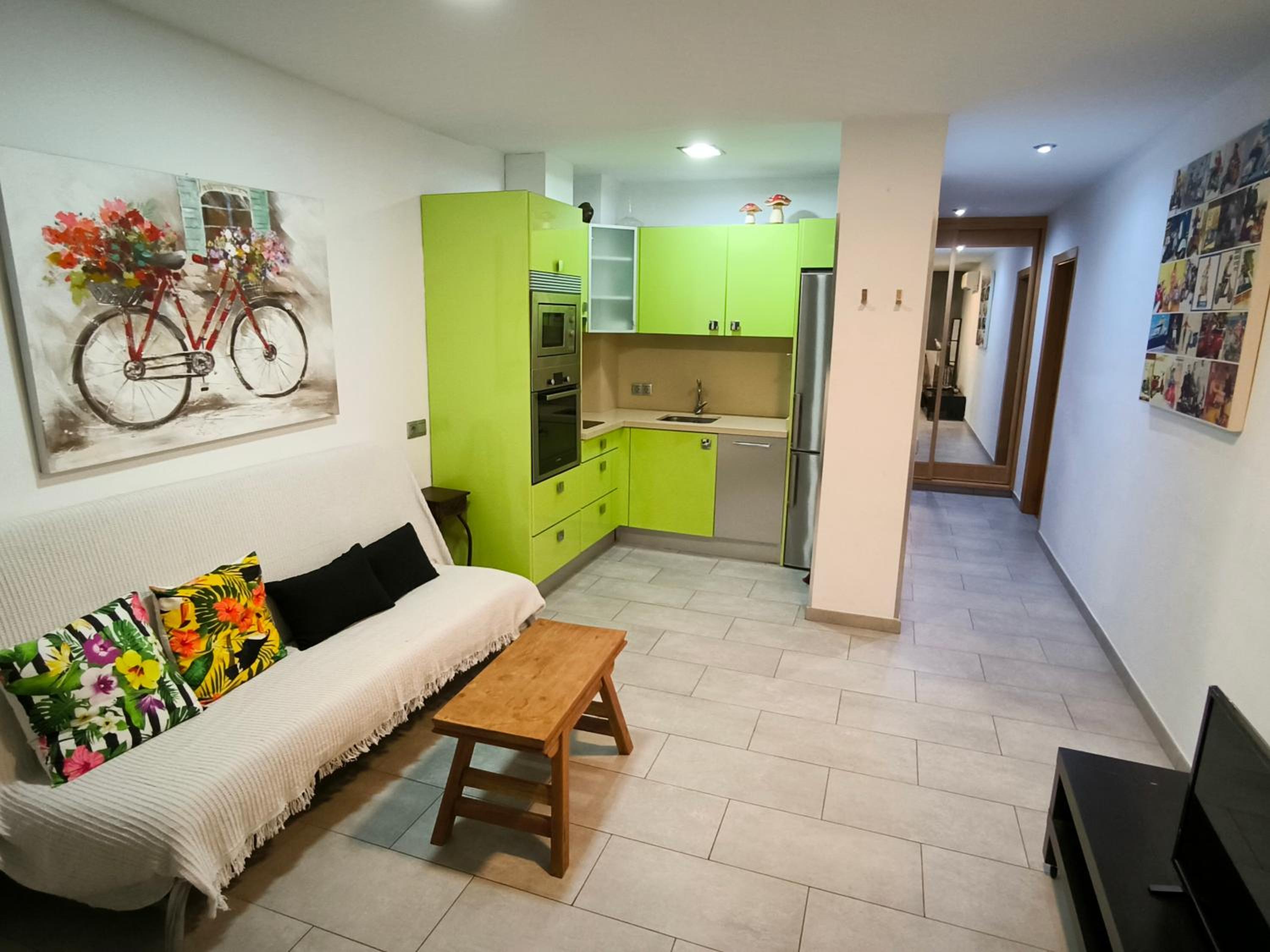 Studio Apartment - Photo 10